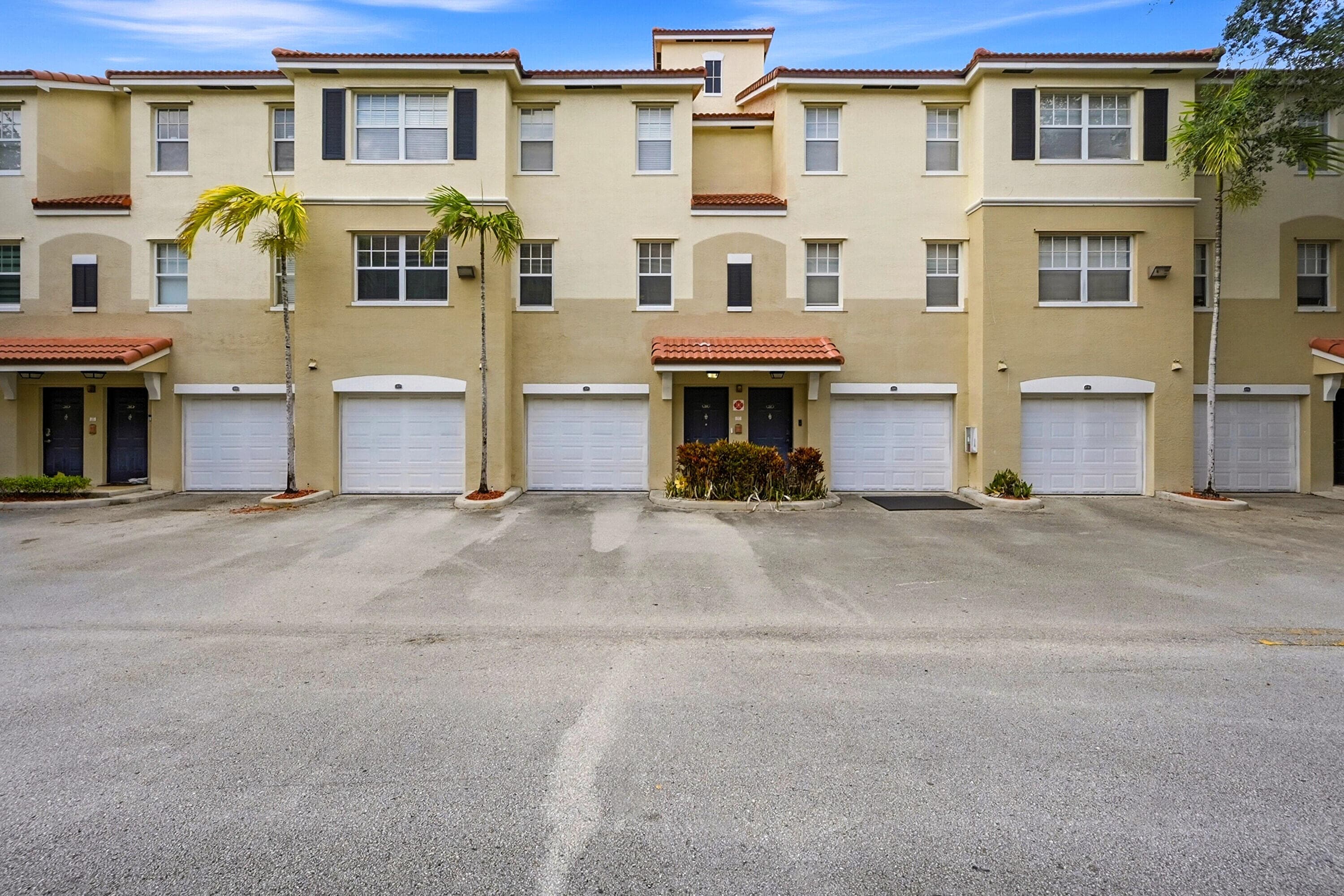 5820 W Sample Road 206, Coral Springs, FL 33067 — photo 2 of 33