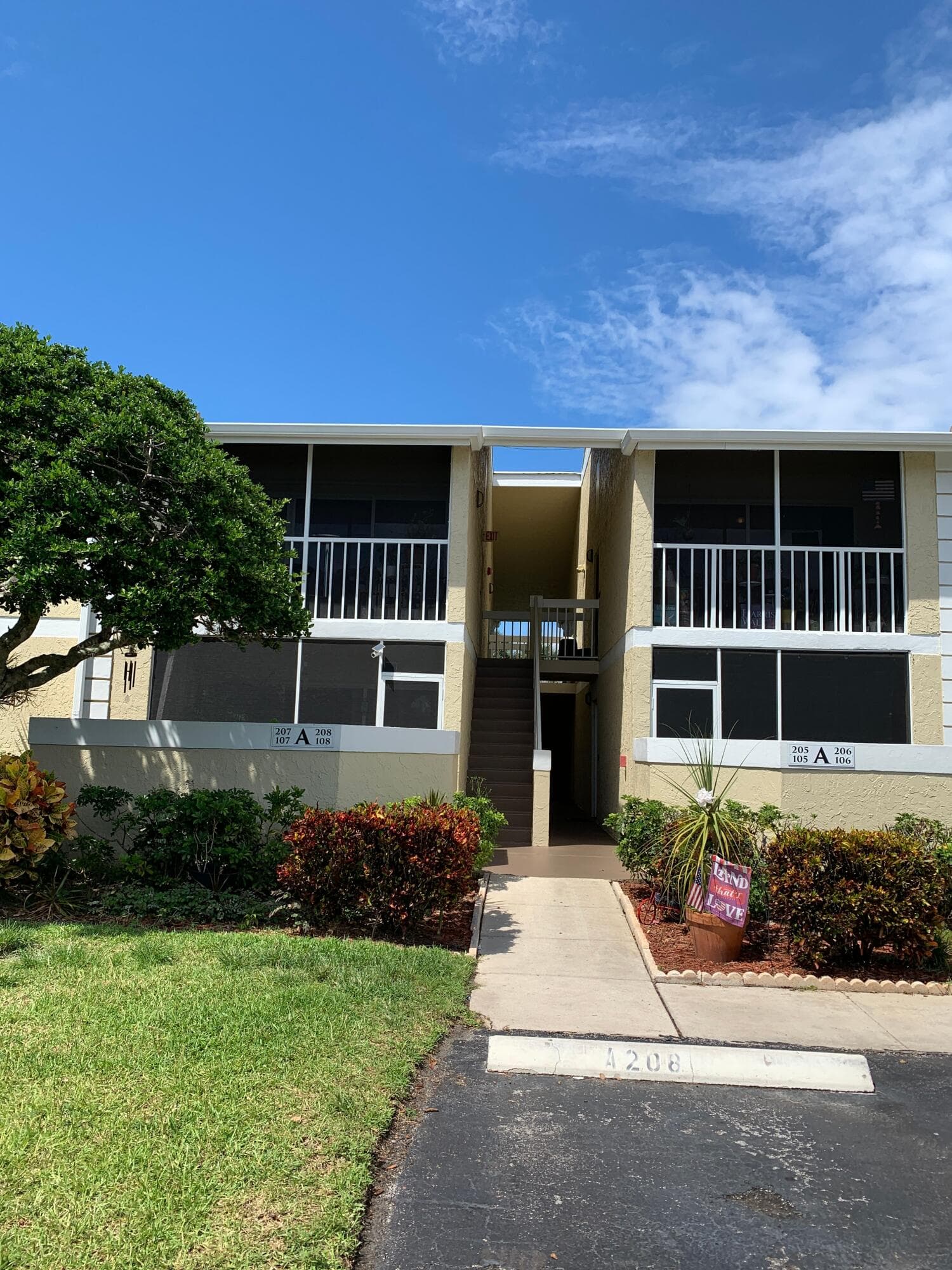 1565 SE Royal Green Circle 108, Port St. Lucie, FL 34952 — photo 1 of 5