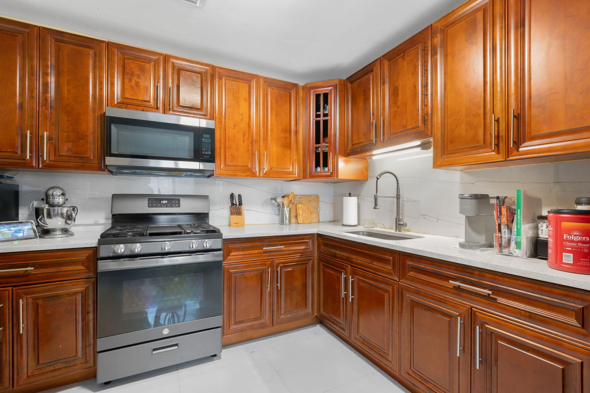 2126 Washington Street, Hollywood, FL 33020 — photo 4 of 25