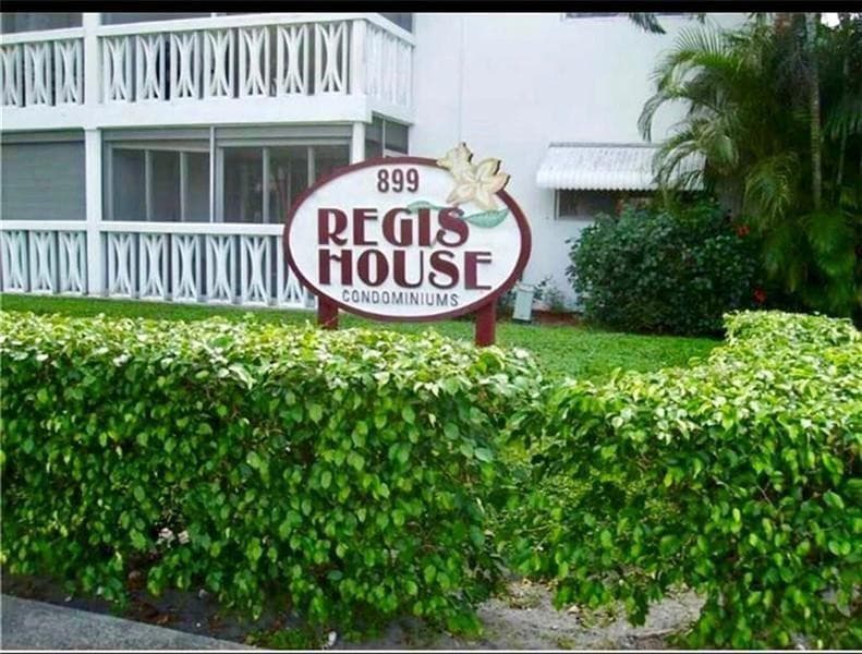 899 SE 2nd Avenue 218, Deerfield Beach, FL 33441 — photo 26 of 28