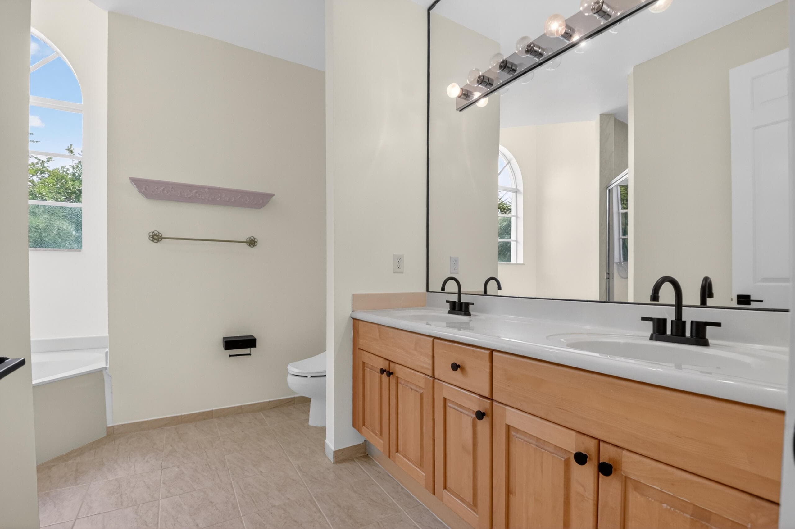 6421 Bella Circle 303, Boynton Beach, FL 33437 — photo 23 of 45