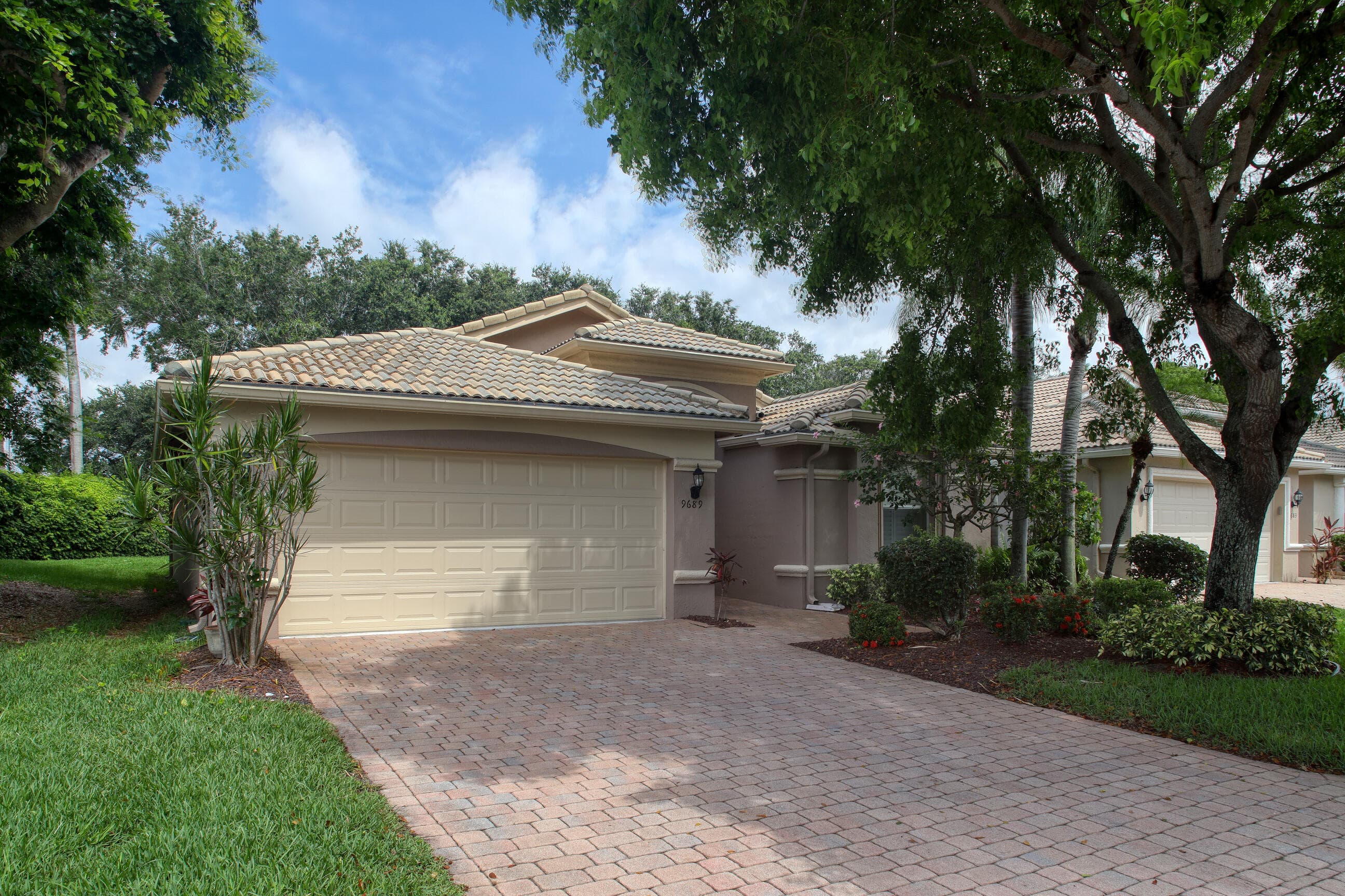 9689 Positano Way, Lake Worth, FL 33467 — photo 9 of 39