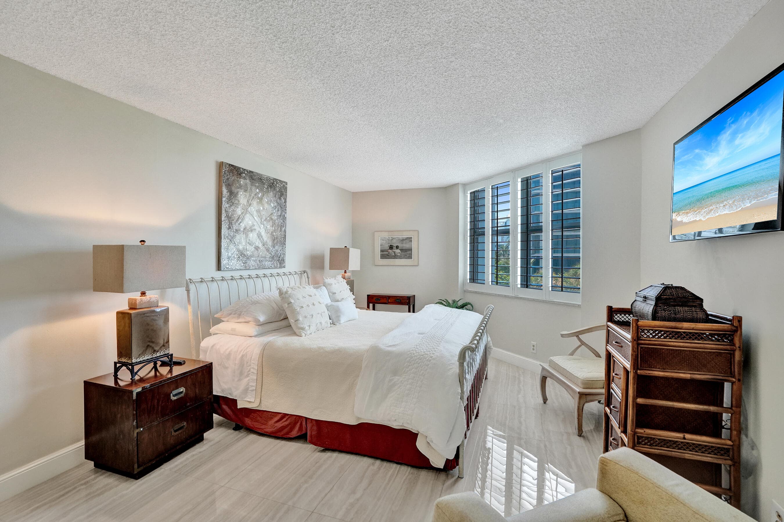 1340 S Ocean Boulevard 303, Pompano Beach, FL 33062 — photo 11 of 52