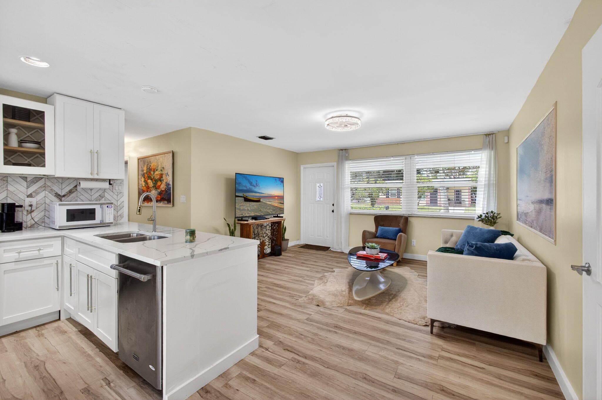 140 W 31st Court, Riviera Beach, FL 33404 — photo 16 of 59