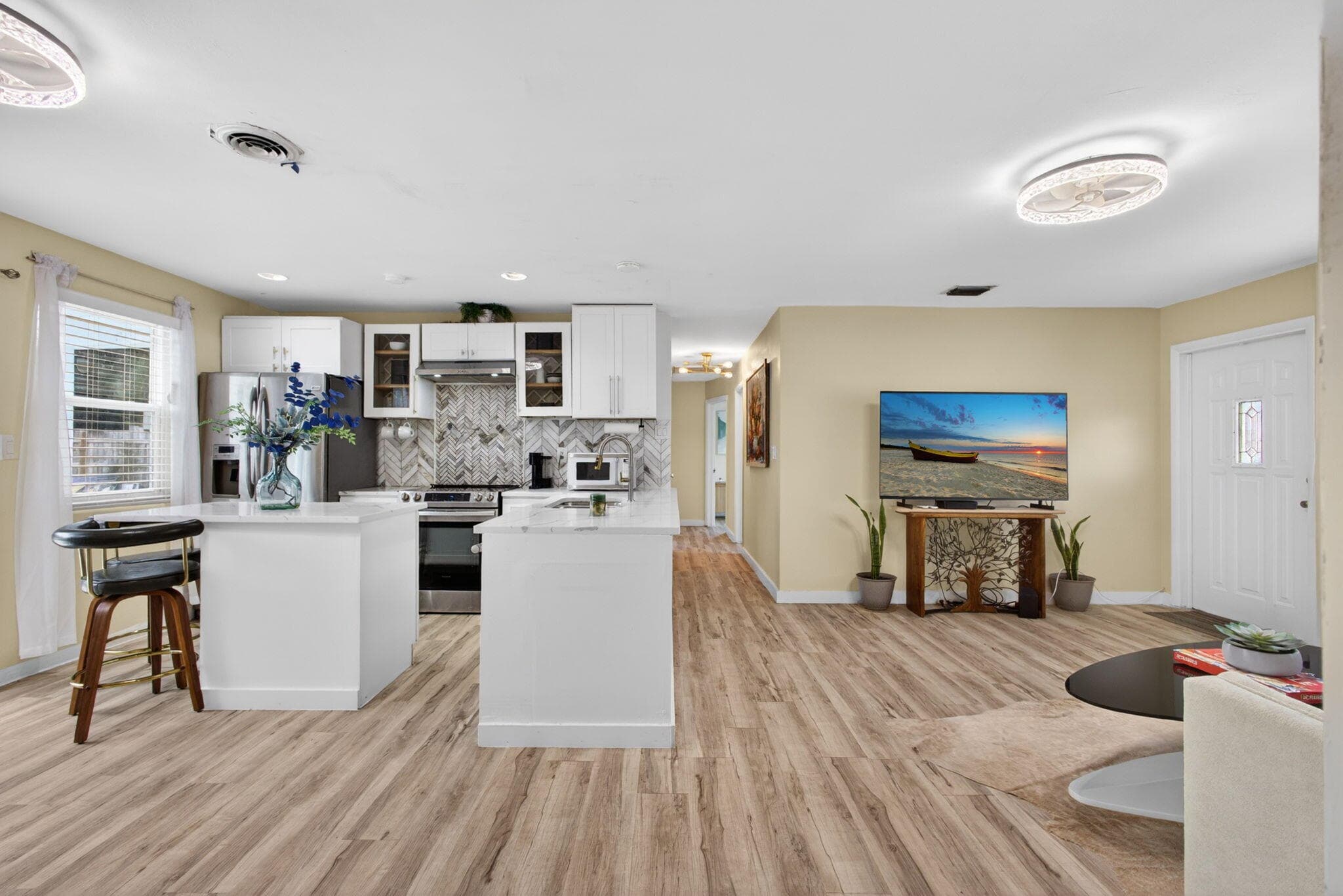 140 W 31st Court, Riviera Beach, FL 33404 — photo 19 of 59