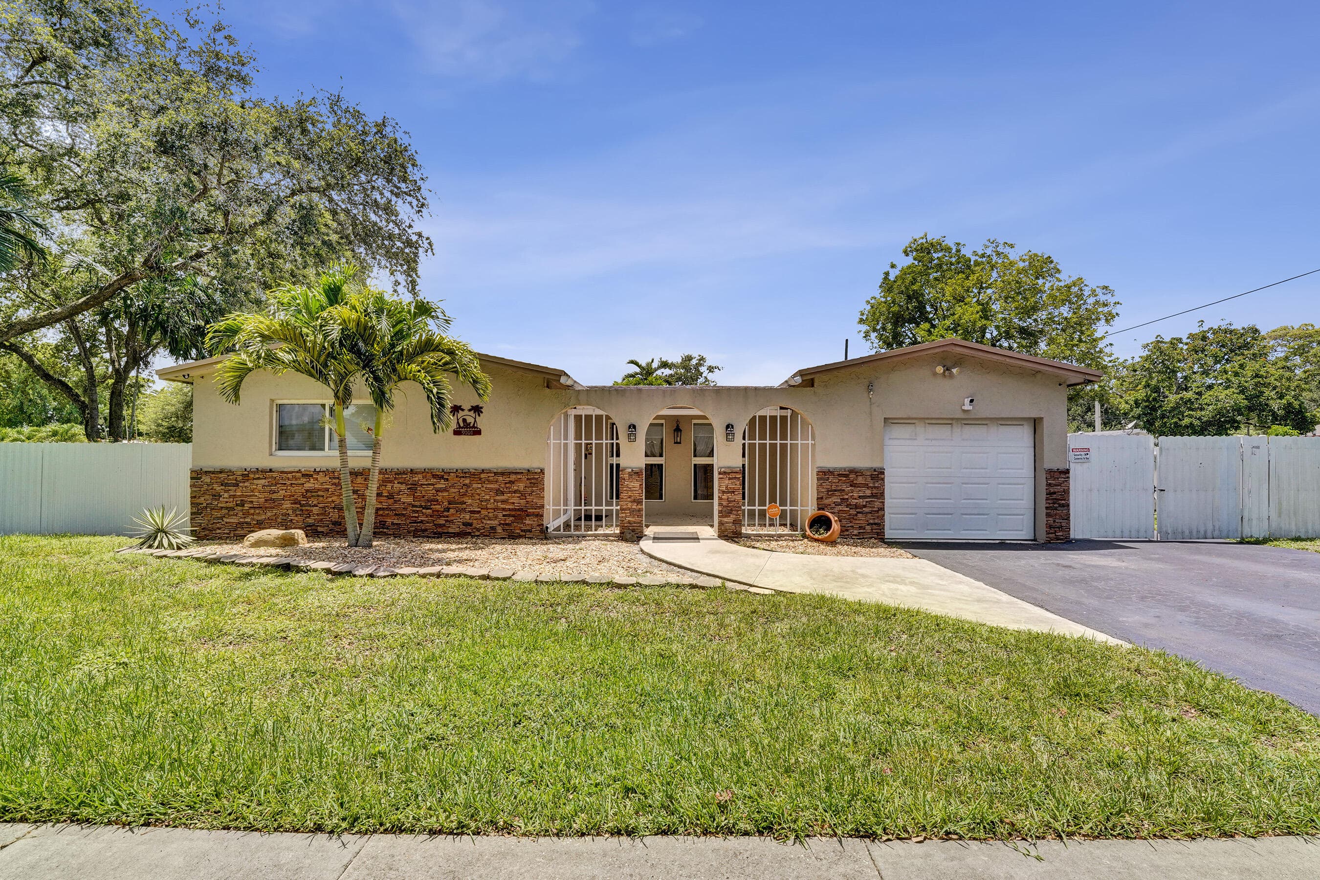 9101 SW 52nd Court, Cooper City, FL 33328 — photo 5 of 65