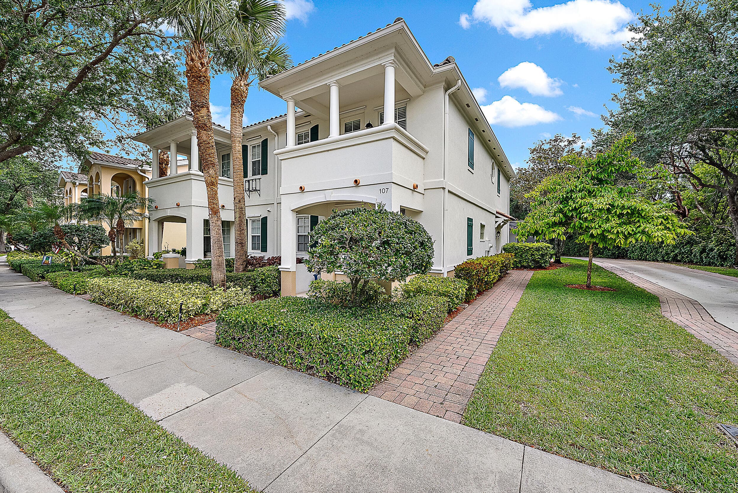 107 Rivinia Drive, Jupiter, FL 33458 — photo 2 of 28