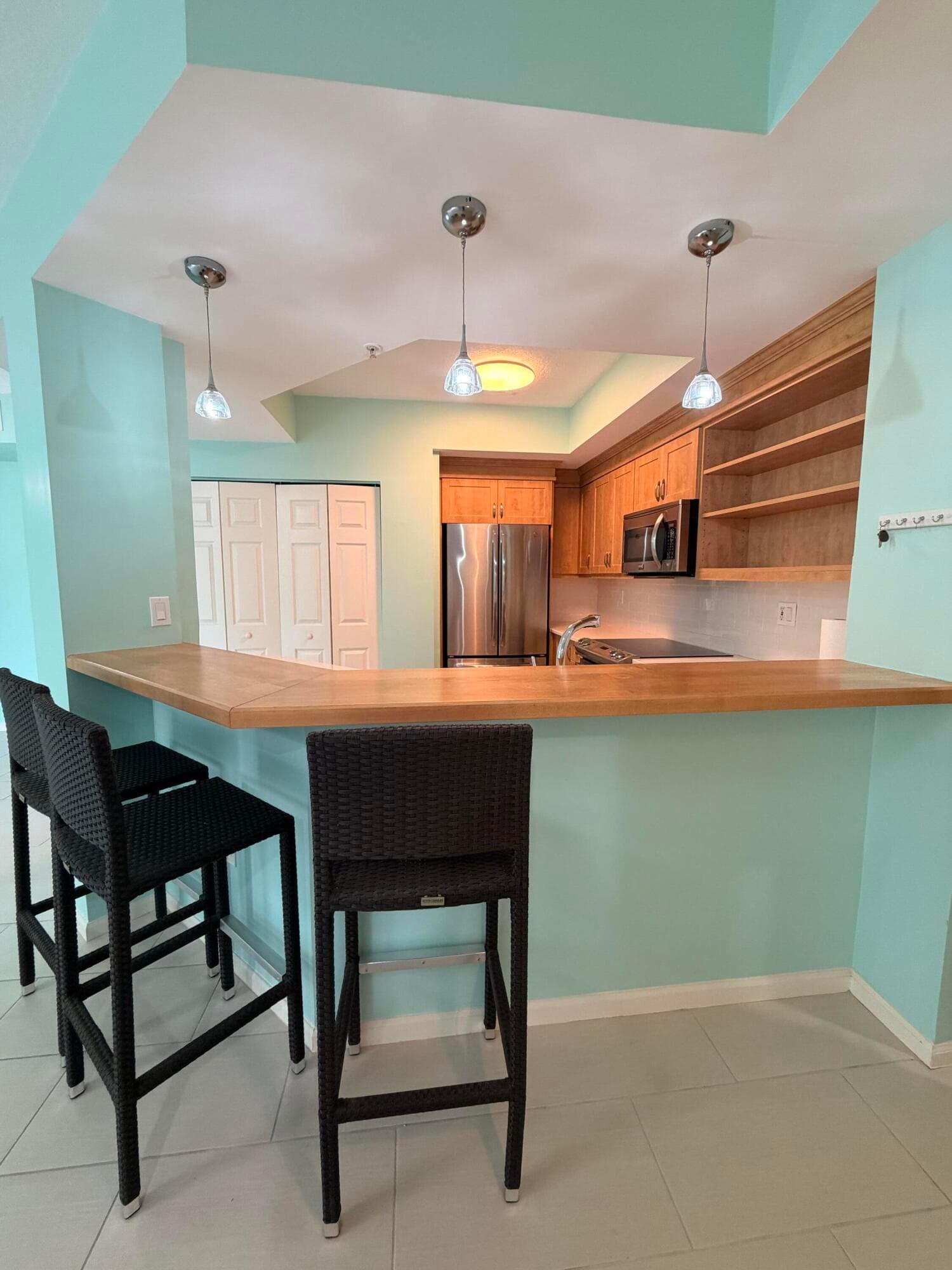 630 S Sapodilla Avenue 416, West Palm Beach, FL 33401 — photo 2 of 32