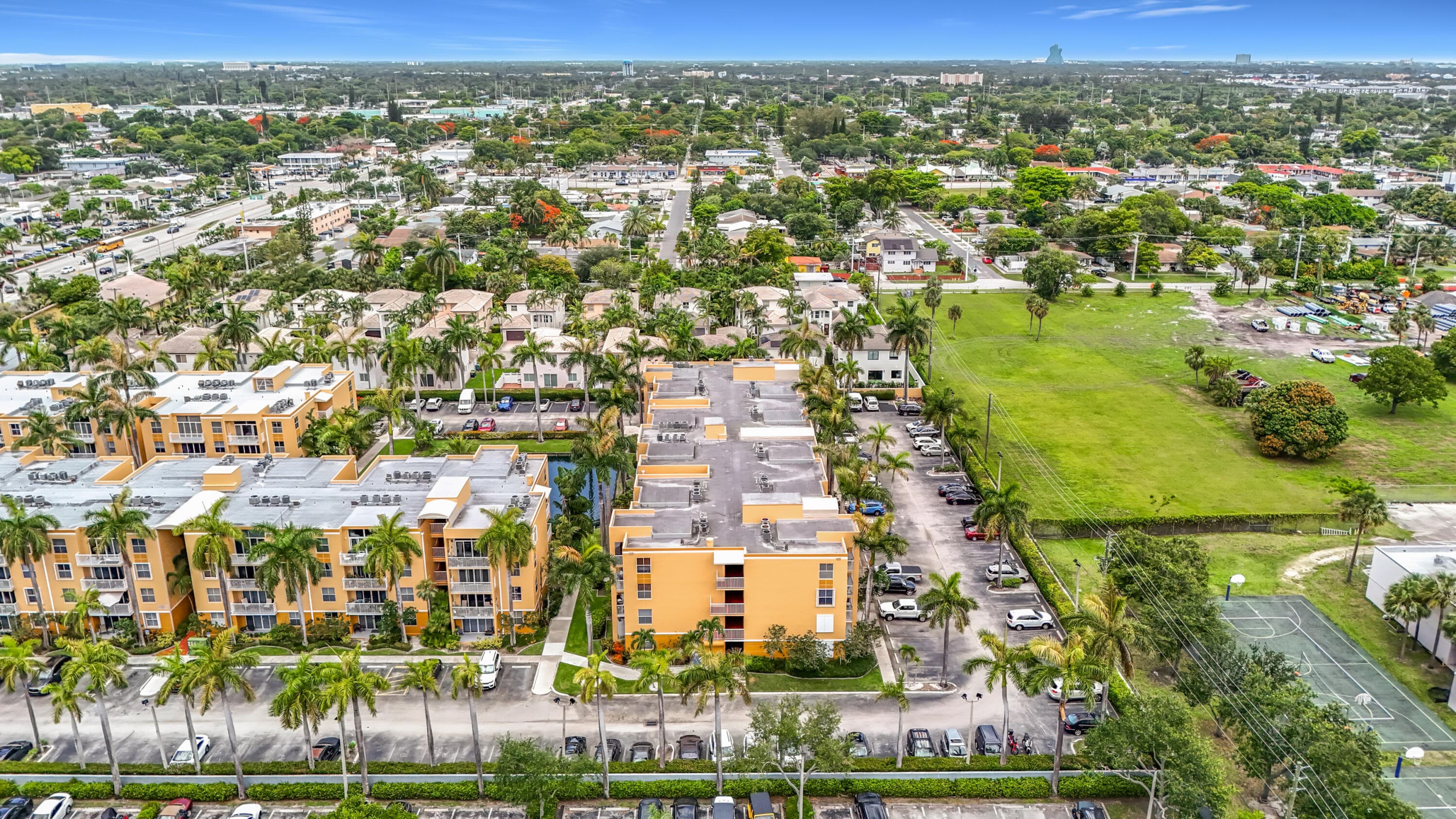 1341 SE 3rd Avenue 210, Dania Beach, FL 33004 — photo 43 of 48