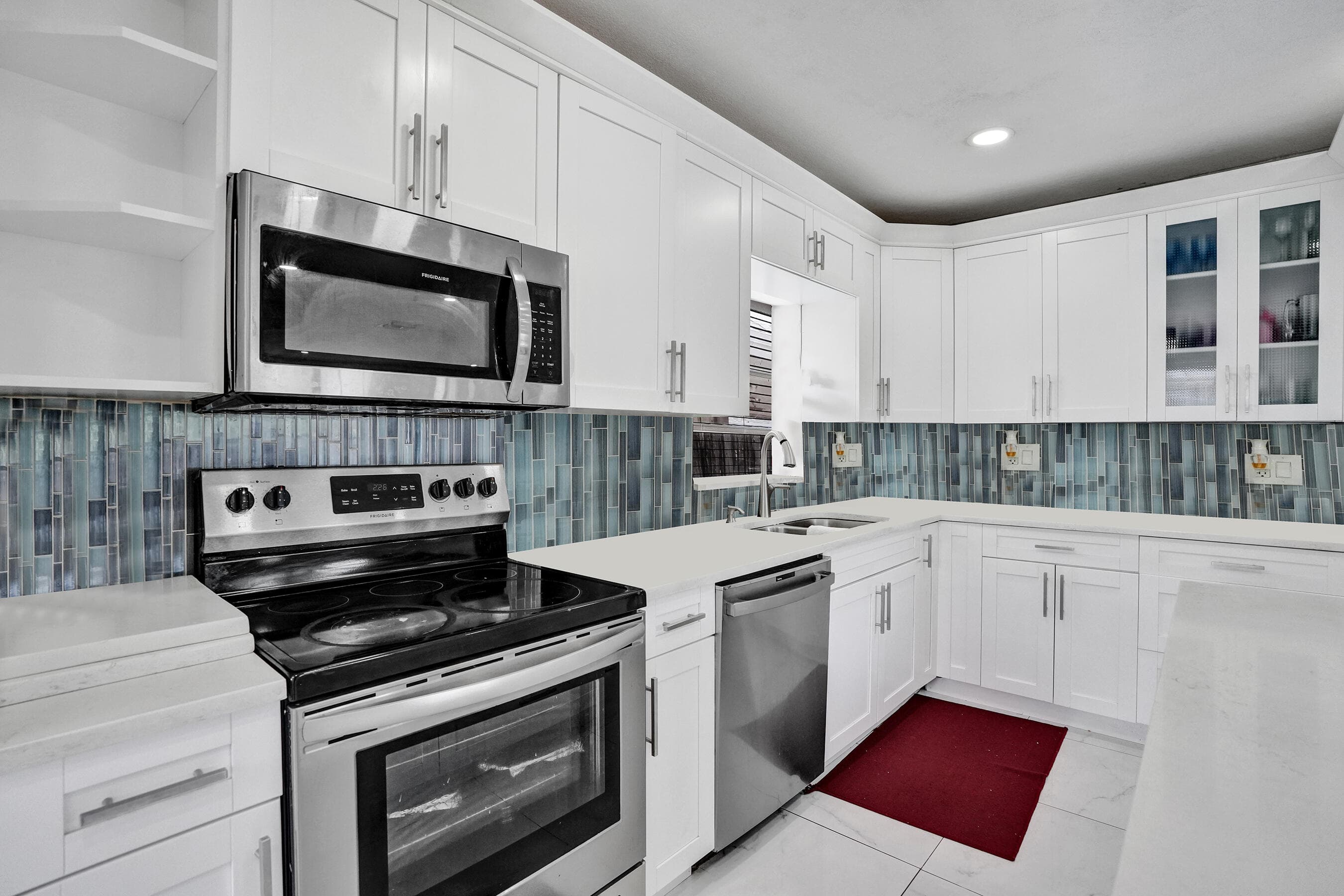 151 NW 21st Street, Pompano Beach, FL 33060 — photo 4 of 33