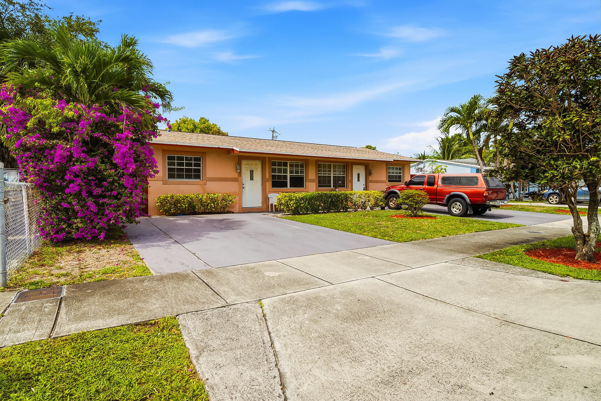 550 NE 37th Street 1-2, Pompano Beach, FL 33064 — photo 1 of 15