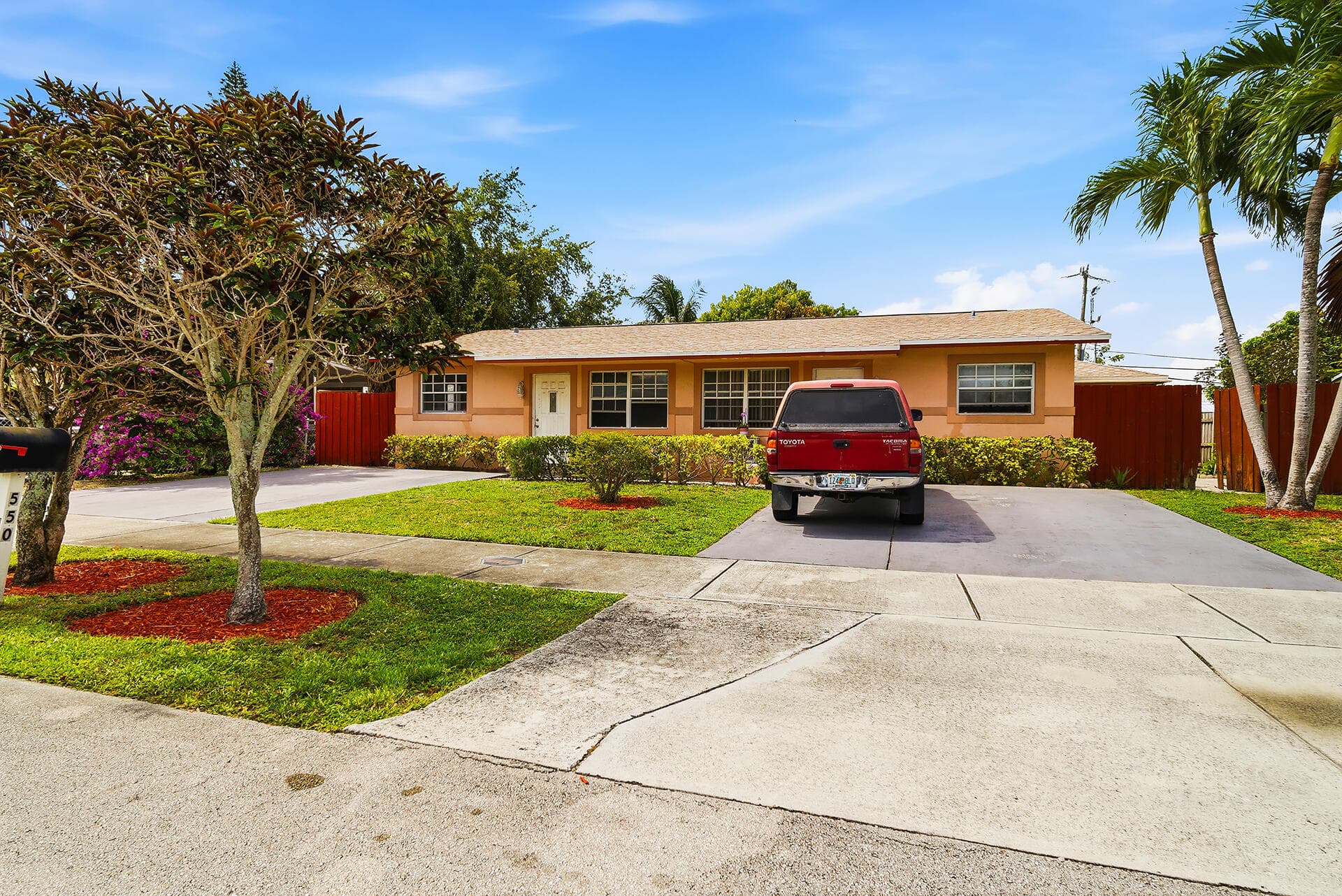 550 NE 37th Street 1-2, Pompano Beach, FL 33064 — photo 3 of 15