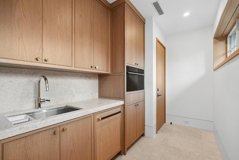 125 Worth Court N, West Palm Beach, FL 33405 — photo 14 of 41