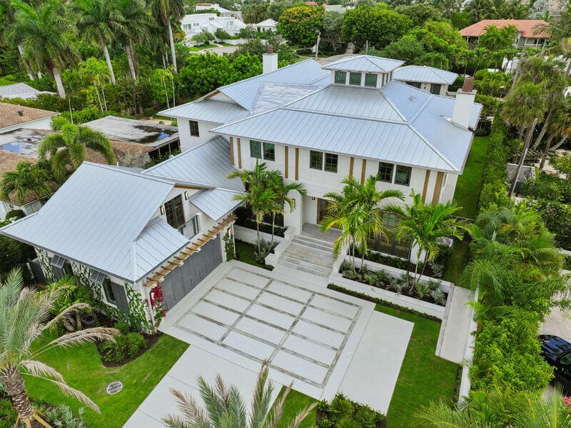 125 Worth Court N, West Palm Beach, FL 33405 — photo 1 of 41
