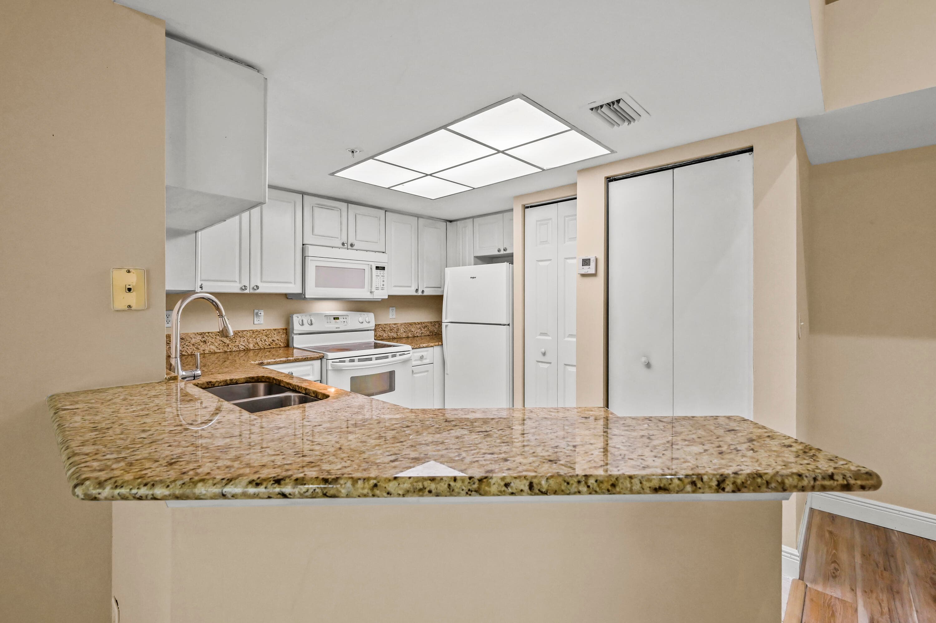 1100 S Crestwood Ct Court S 1109, Royal Palm Beach, FL 33411 — photo 10 of 35