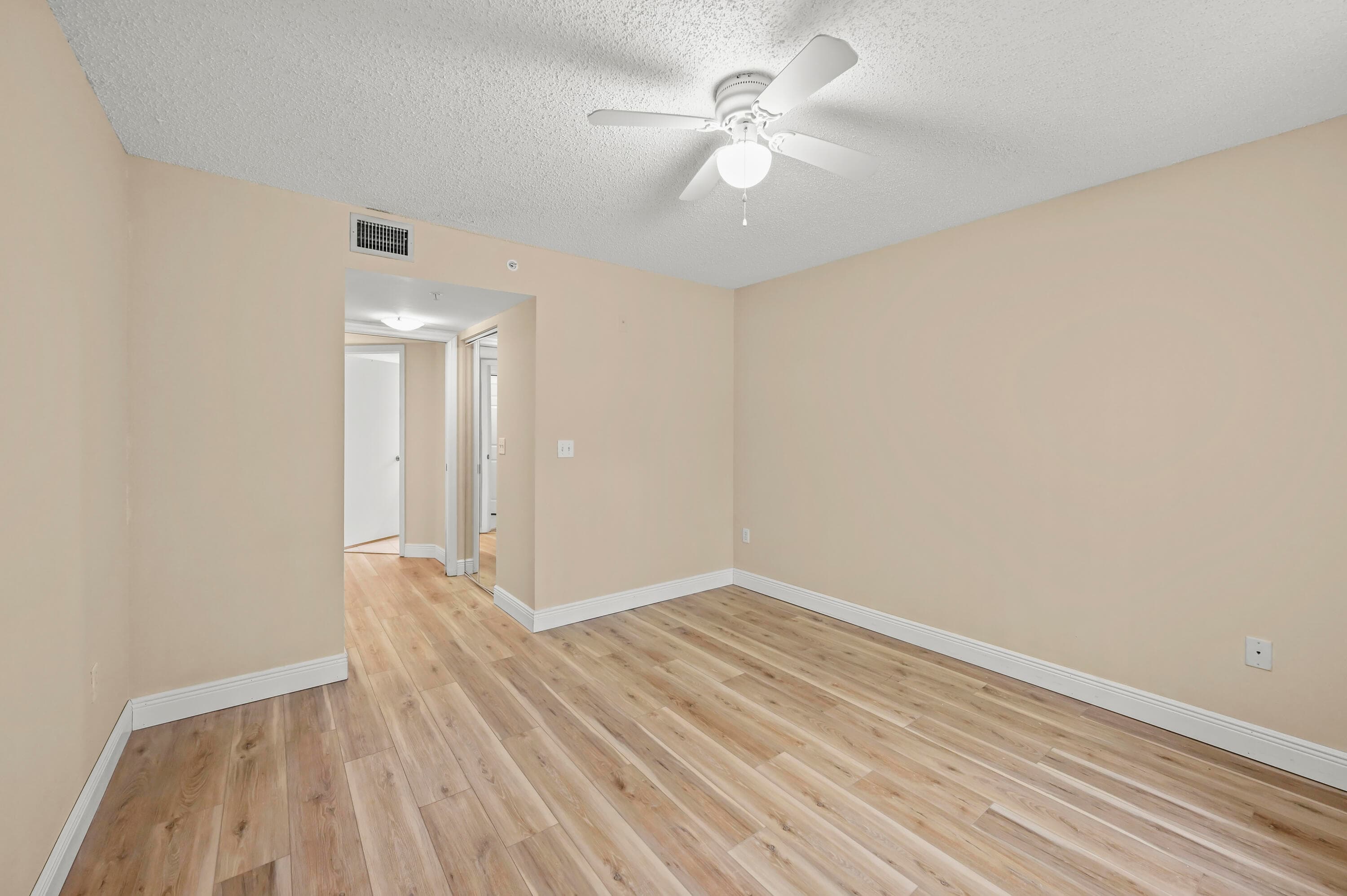 1100 S Crestwood Ct Court S 1109, Royal Palm Beach, FL 33411 — photo 19 of 35