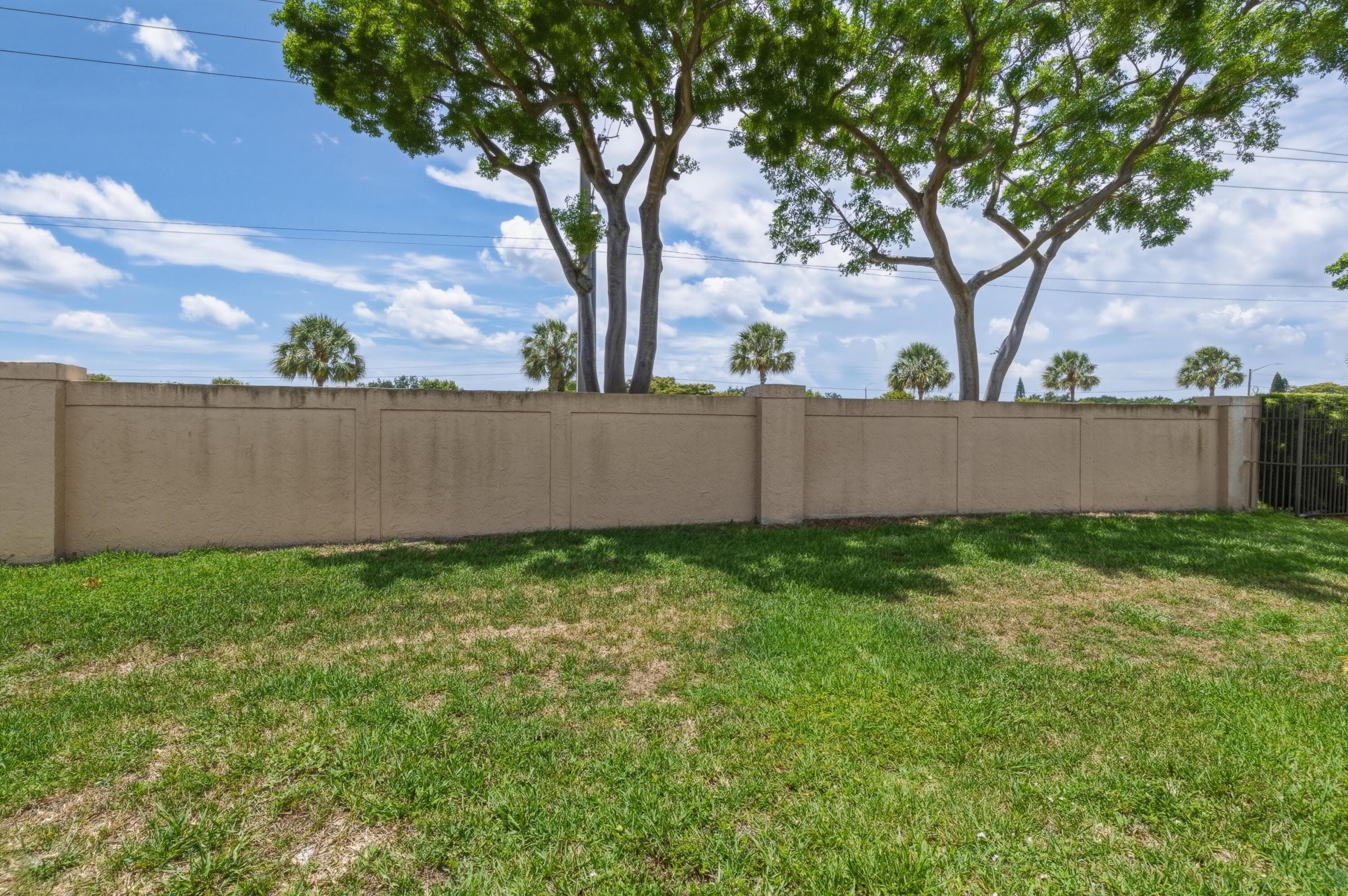 8128 Summerbreeze Lane, Boca Raton, FL 33496 — photo 24 of 37