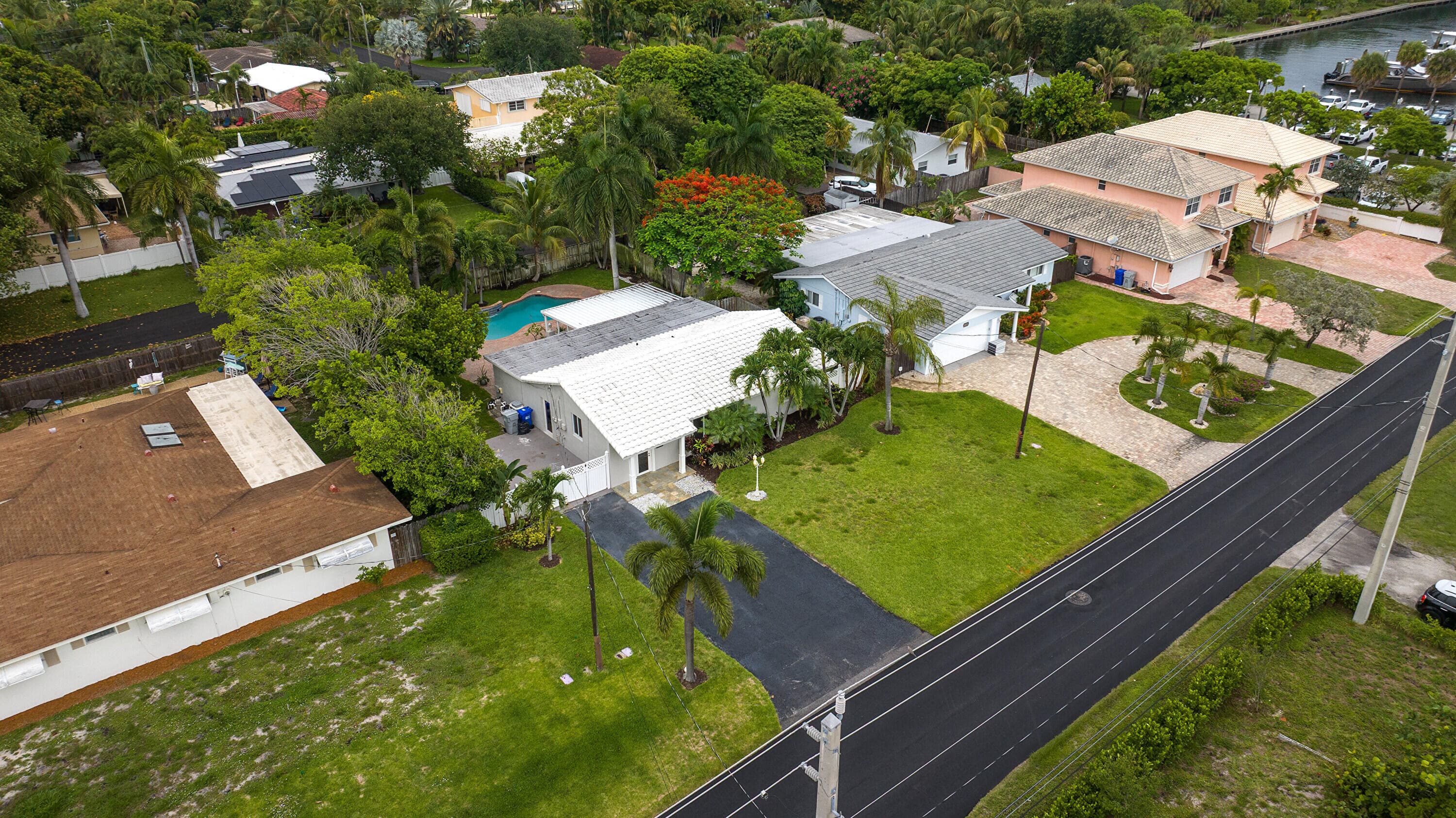 2811 NE 16th Street, Pompano Beach, FL 33062 — photo 52 of 54