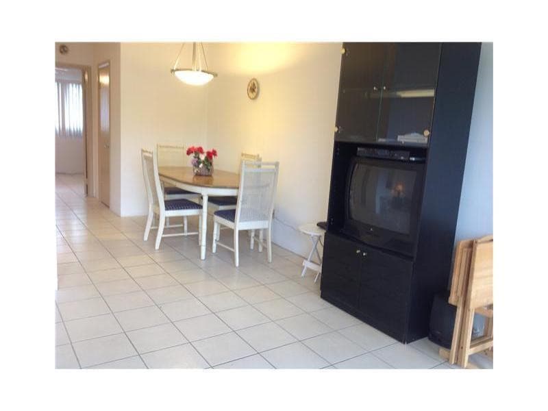 301 E Mcnab Road E 106, Pompano Beach, FL 33060 — photo 17 of 23