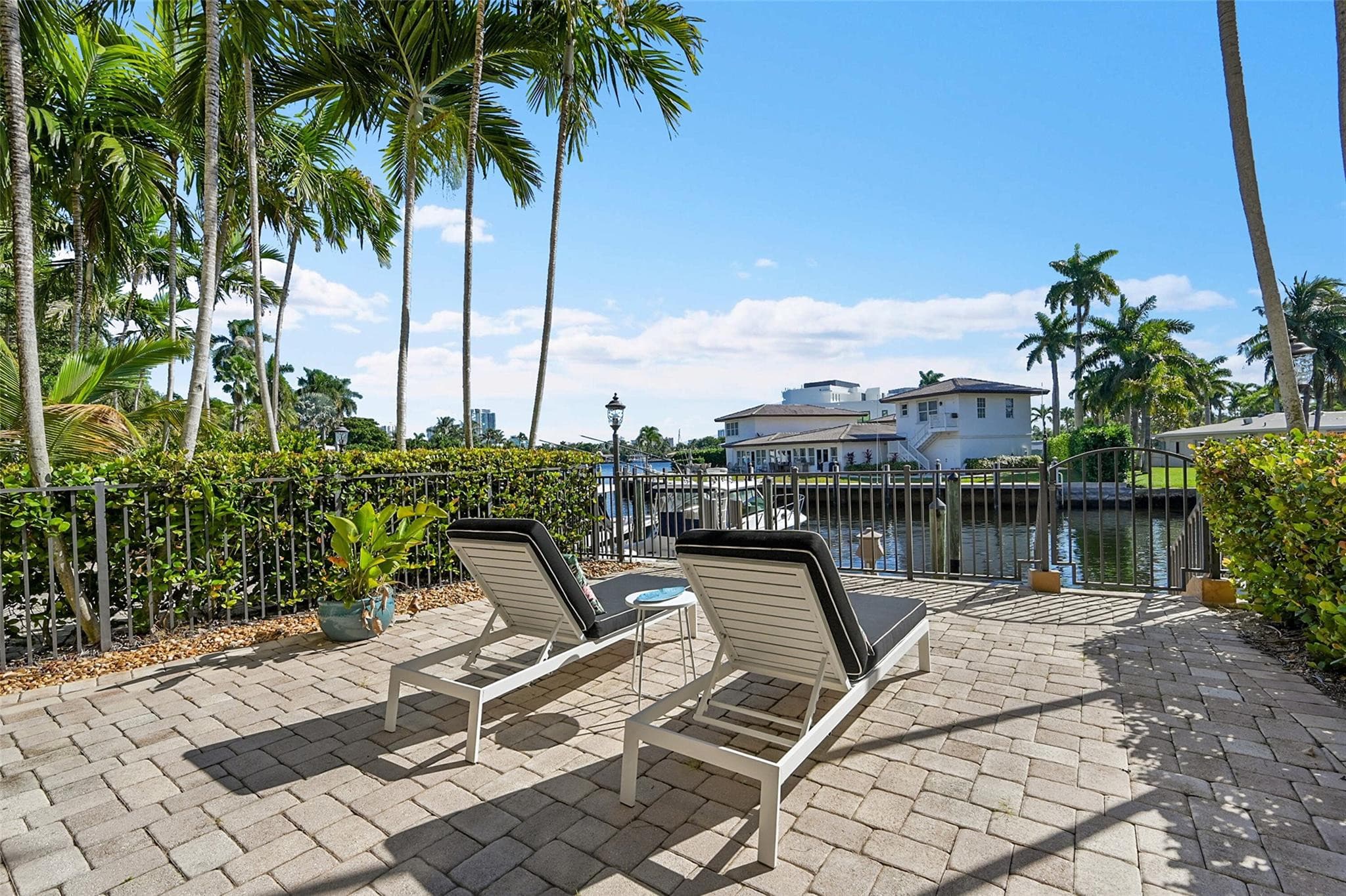 2254 SE 7th Street, Pompano Beach, FL 33062 — photo 44 of 61