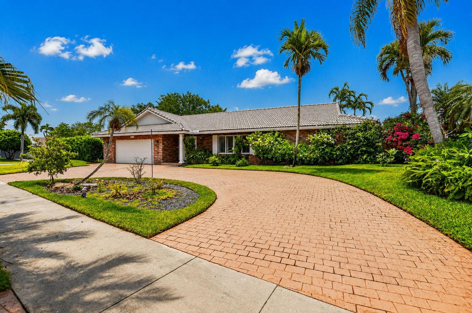2378 Deer Creek Lob Lolly Lane, Deerfield Beach, FL 33442 — photo 3 of 54