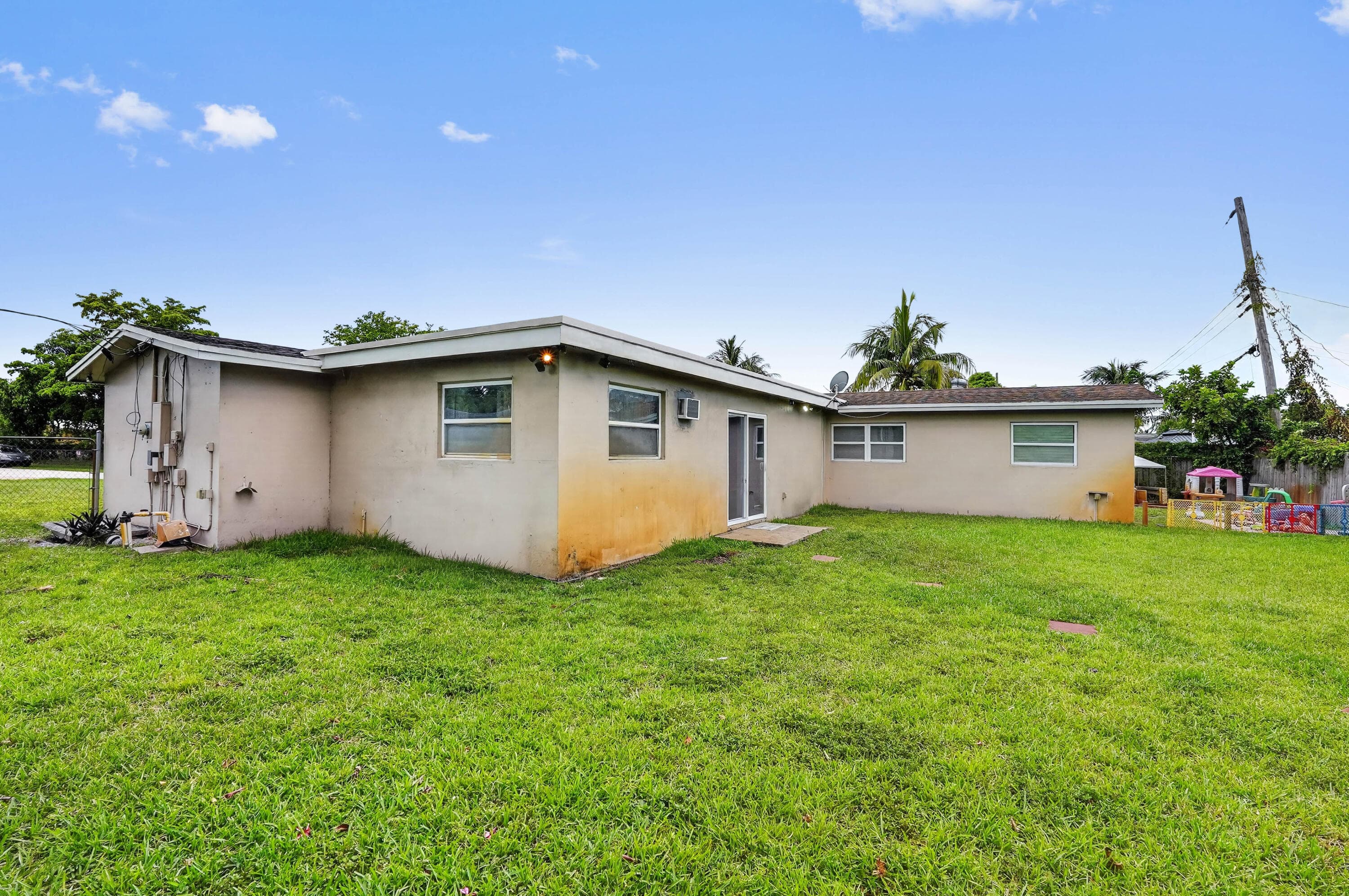 5801 NW 14th Court, Sunrise, FL 33313 — photo 19 of 26