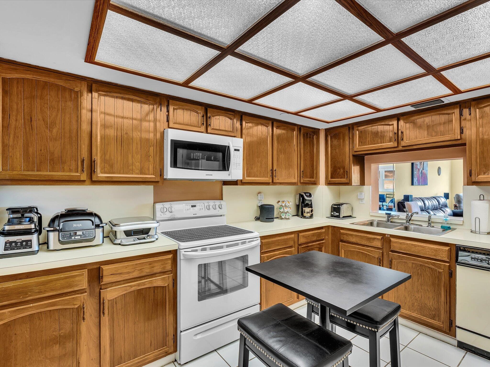 3200 Port Royale Drive N 910, Fort Lauderdale, FL 33308 — photo 8 of 86