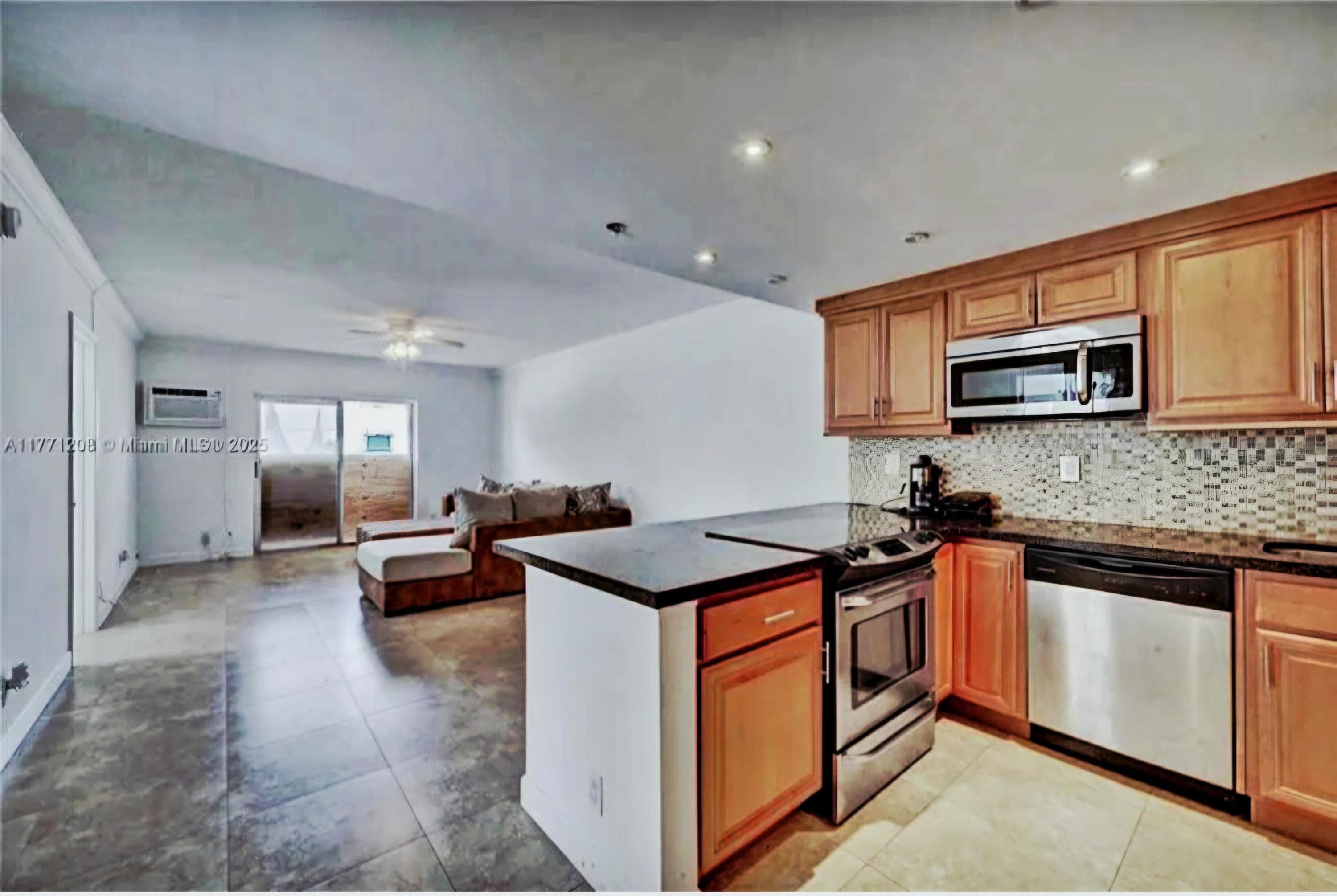 200 S Birch Road 208, Fort Lauderdale, FL 33316 — photo 8 of 22