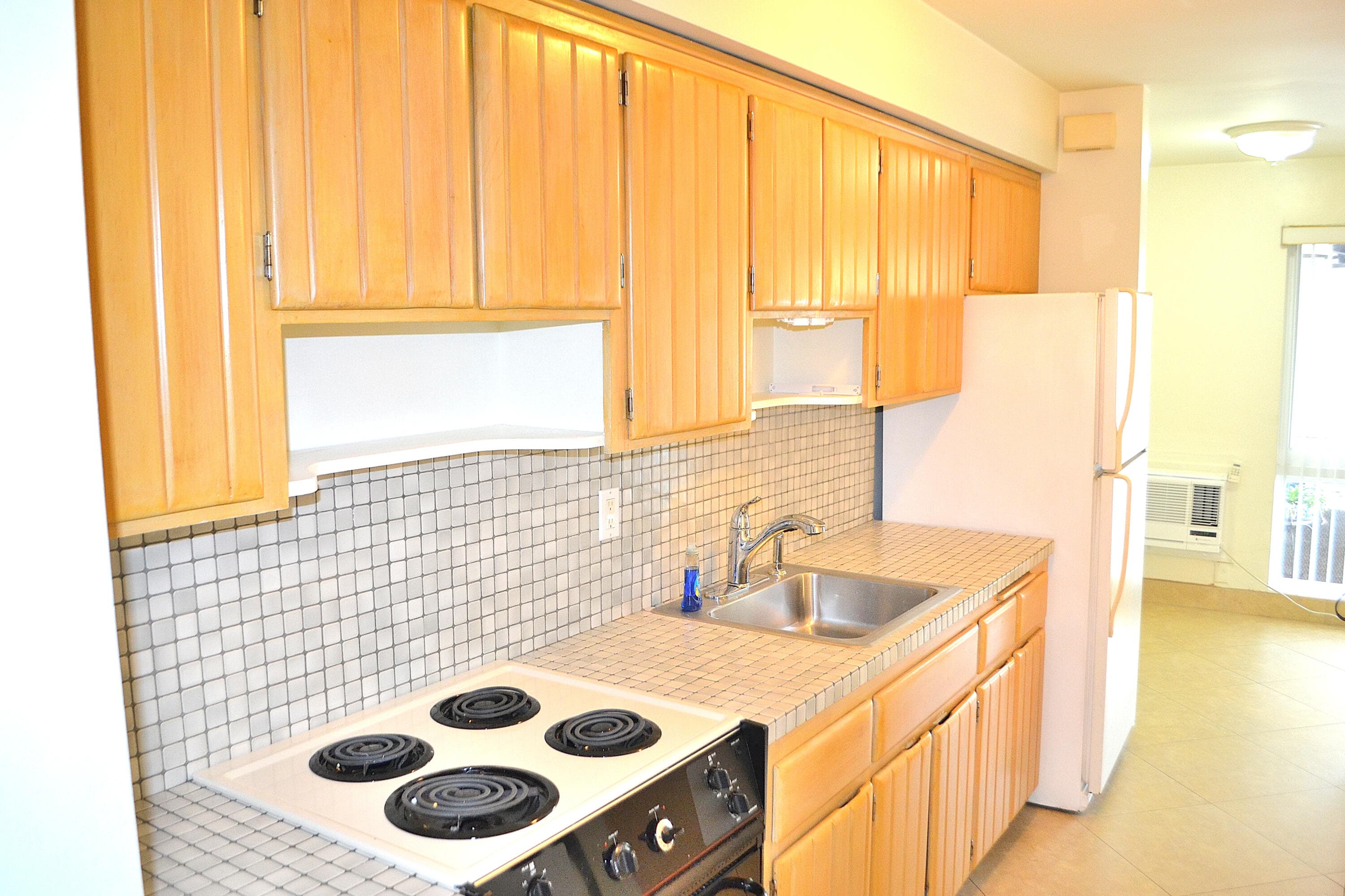 4209 NE 21st Avenue 3, Fort Lauderdale, FL 33308 — photo 5 of 11