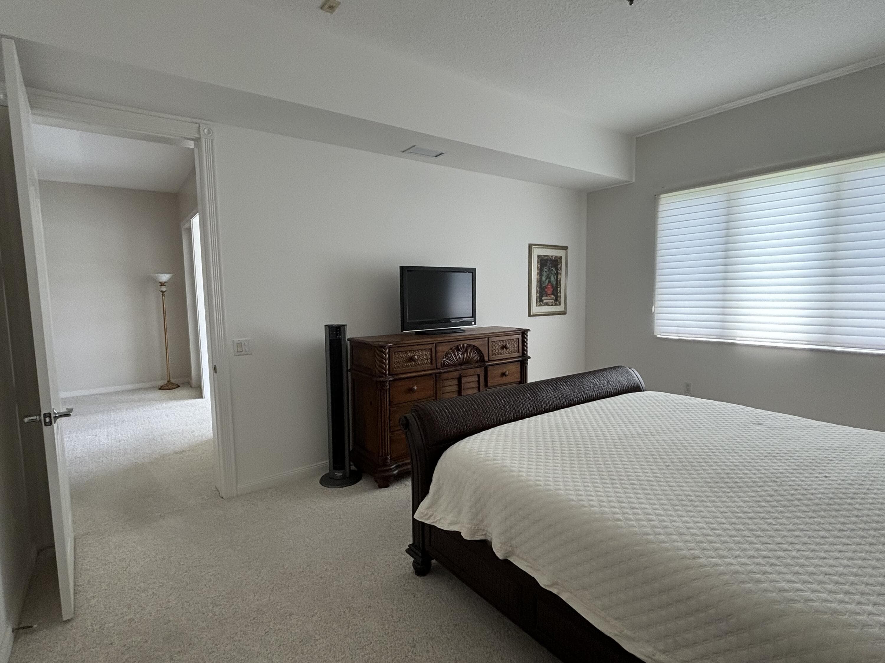 10 E Harbour Isle Dr Drive E 302, Fort Pierce, FL 34949 — photo 6 of 11