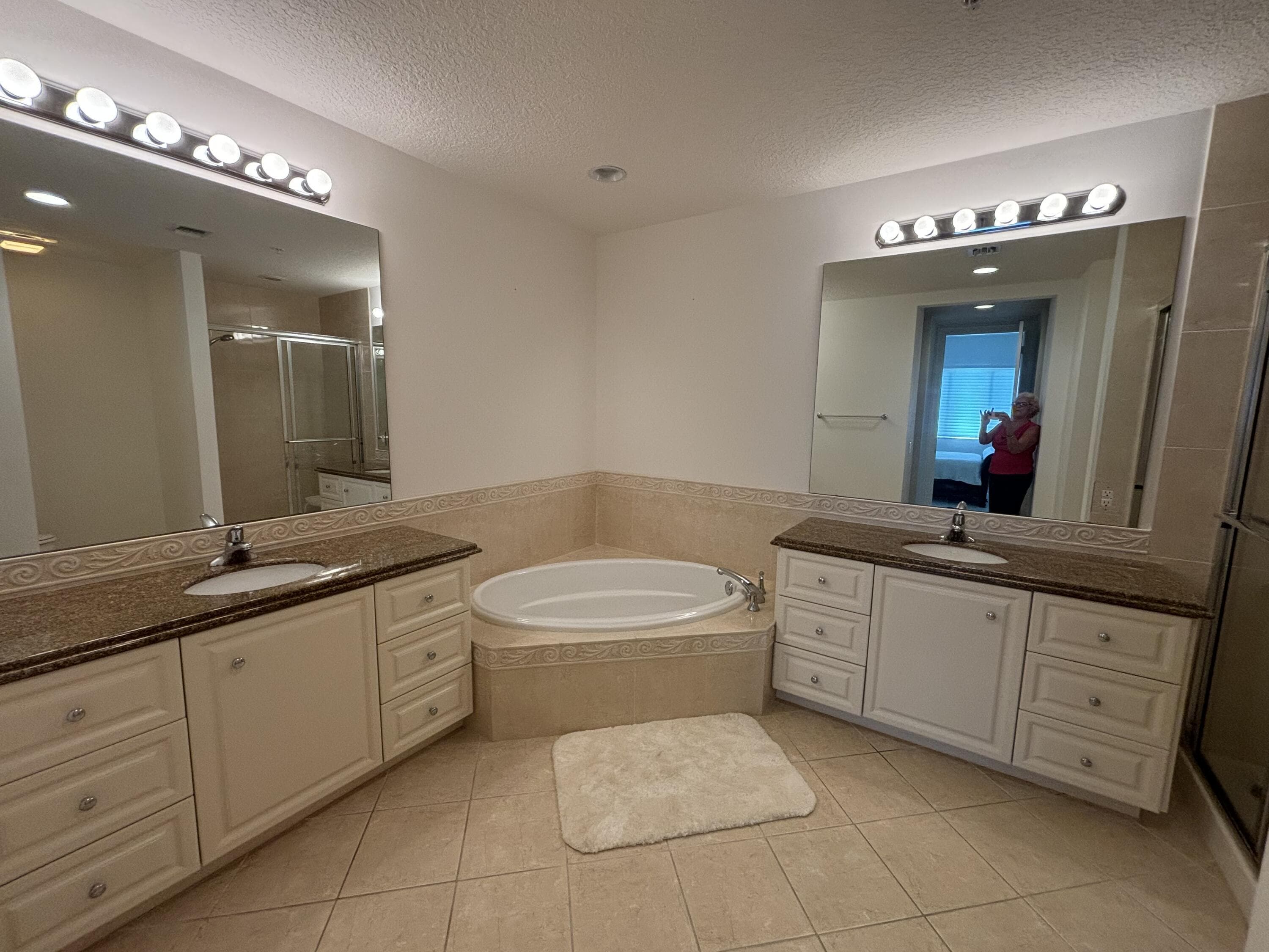 10 E Harbour Isle Dr Drive E 302, Fort Pierce, FL 34949 — photo 7 of 11