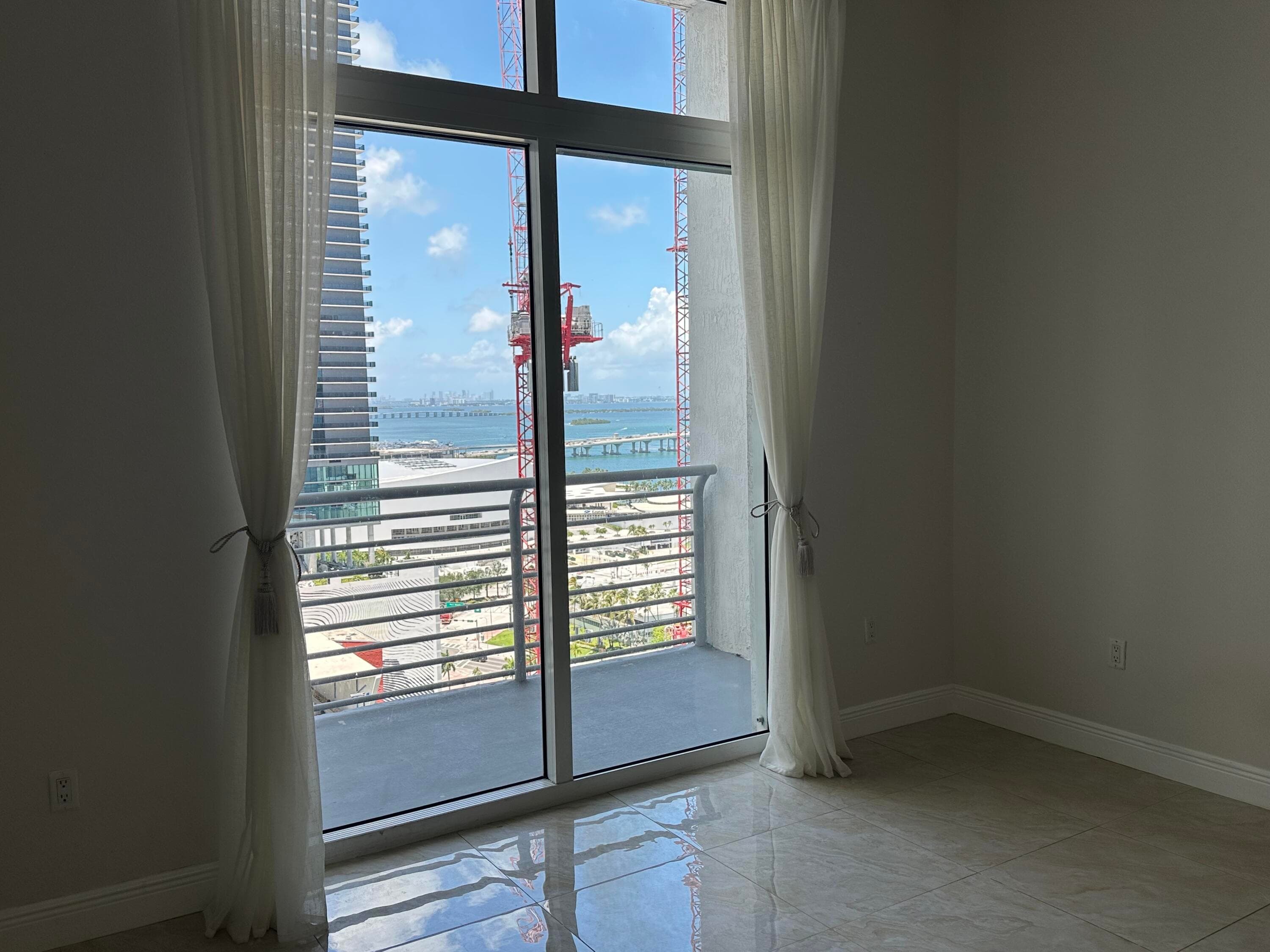 234 NE 3rd Street Uph06, Miami, FL 33132 — photo 1 of 12