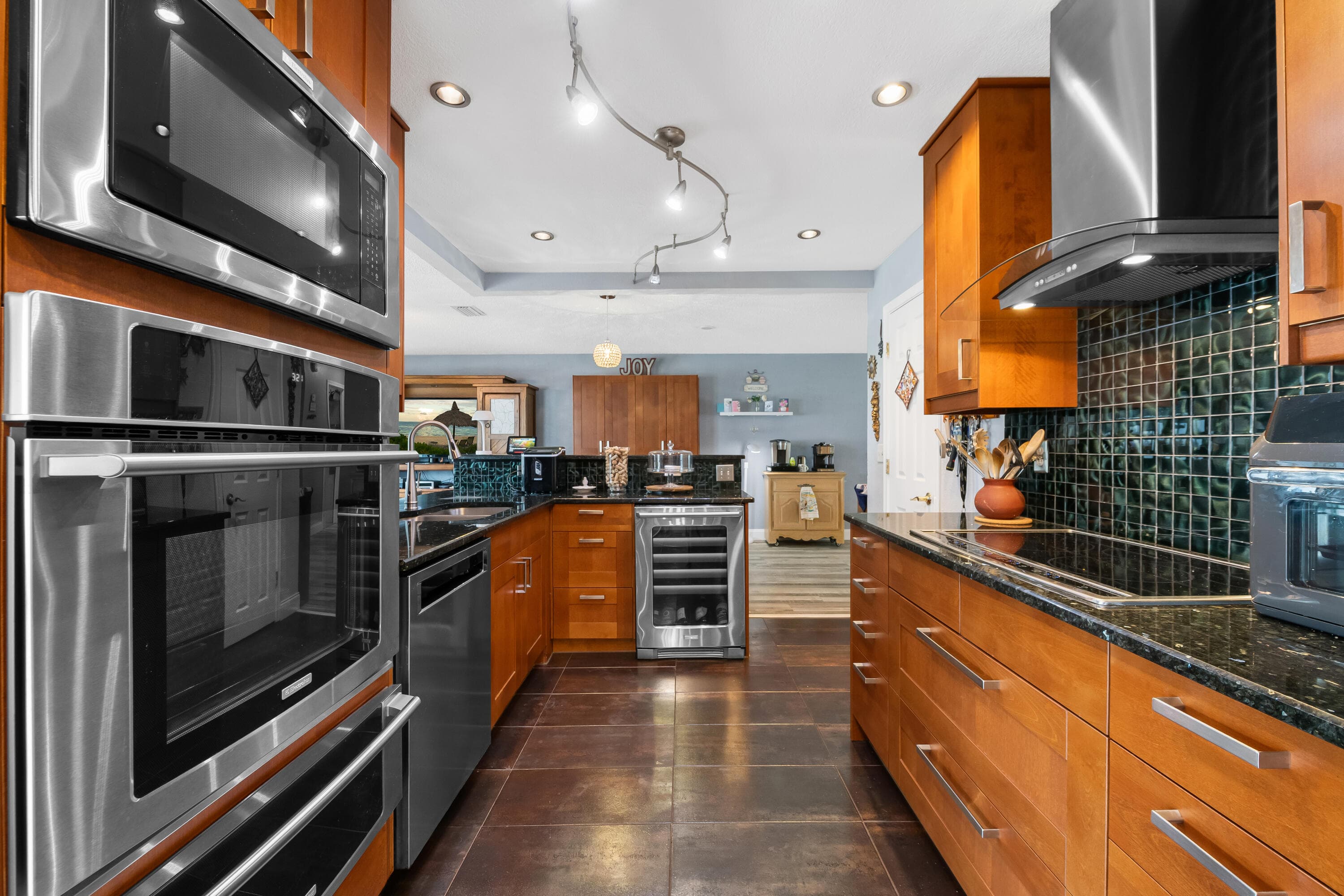 6816 NW 28th Terrace, Fort Lauderdale, FL 33309 — photo 15 of 46