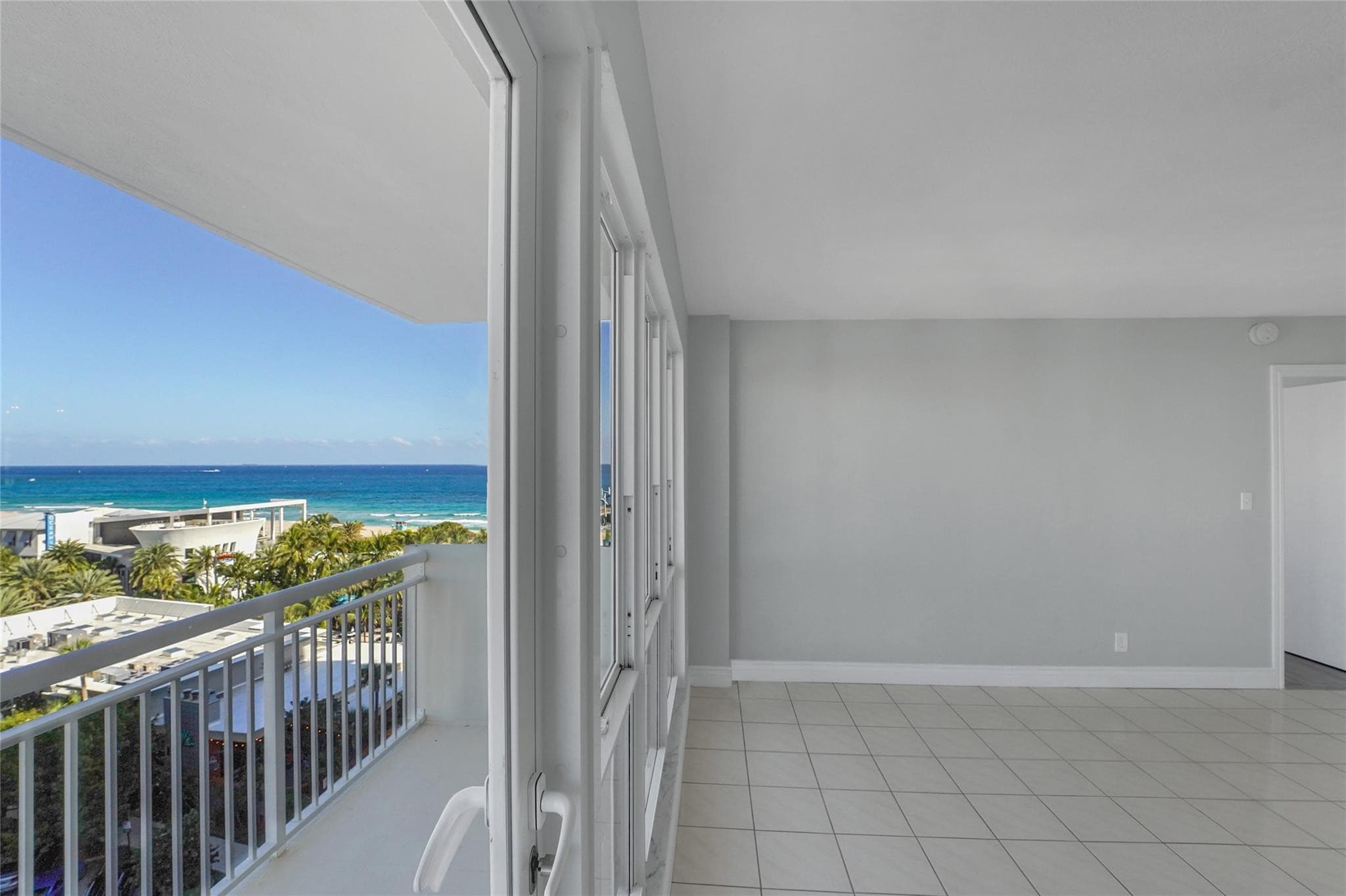 133 N Pompano Beach Boulevard 806, Pompano Beach, FL 33062 — photo 10 of 31