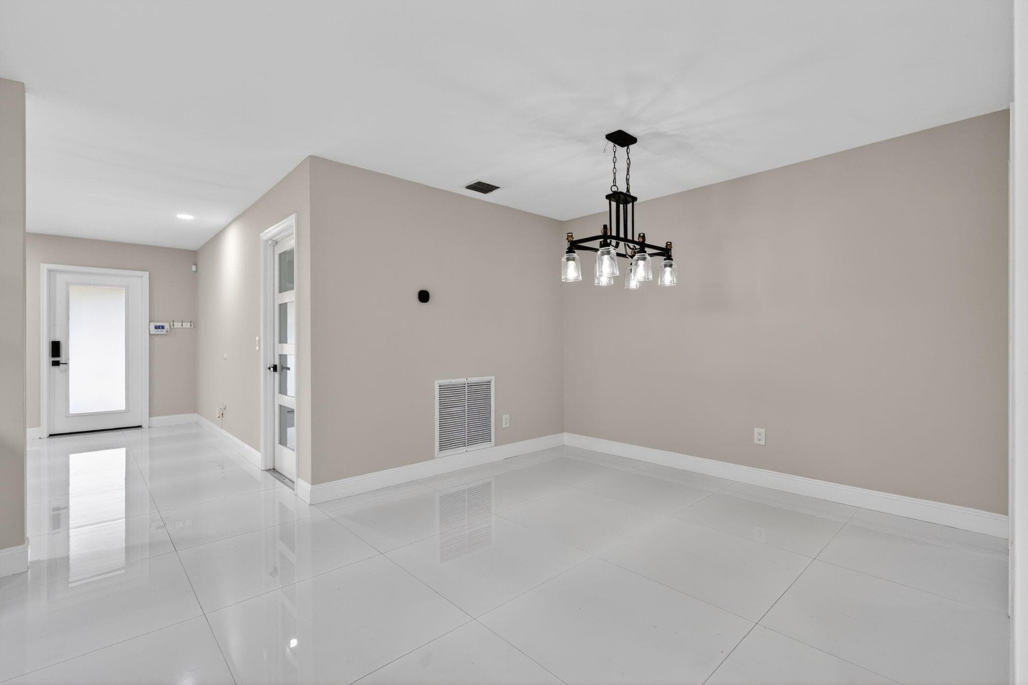10339 Daphne Avenue, Palm Beach Gardens, FL 33410 — photo 17 of 81