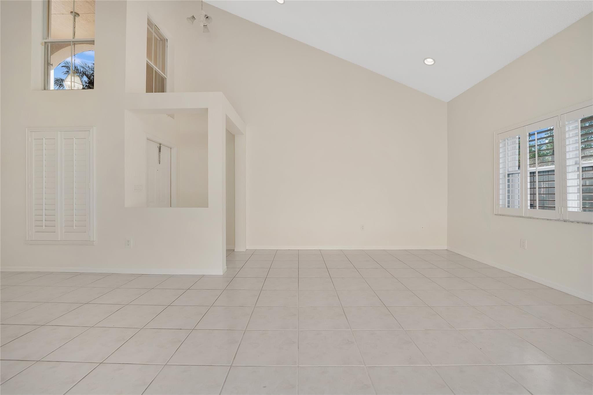 1840 Sweetbay Way, Hollywood, FL 33019 — photo 10 of 57