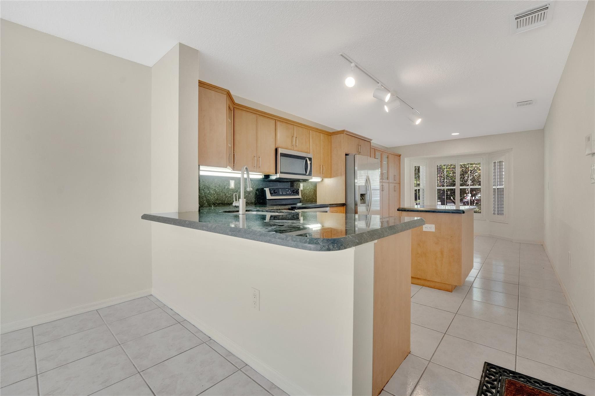 1840 Sweetbay Way, Hollywood, FL 33019 — photo 20 of 57