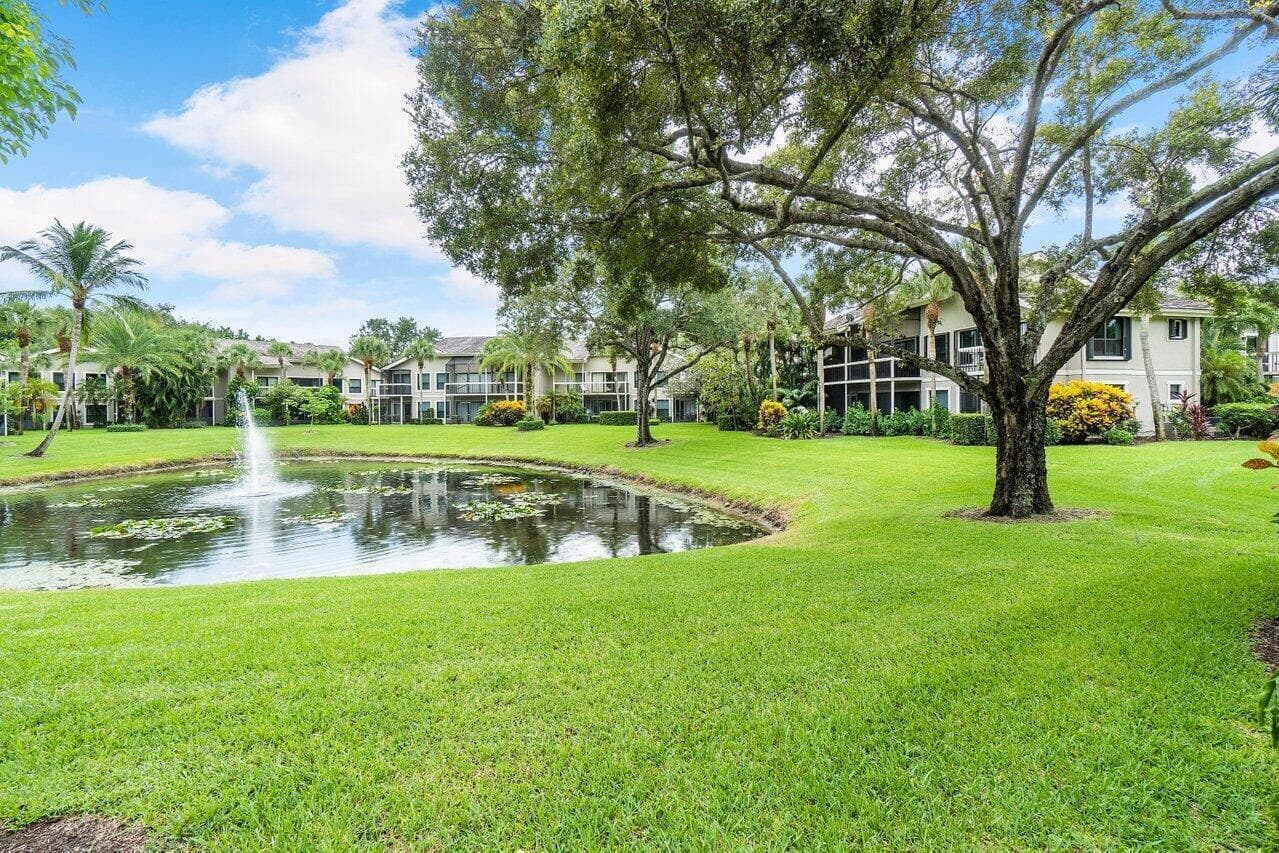 11863 Wimbledon Circle 427, Wellington, FL 33414 — photo 27 of 27