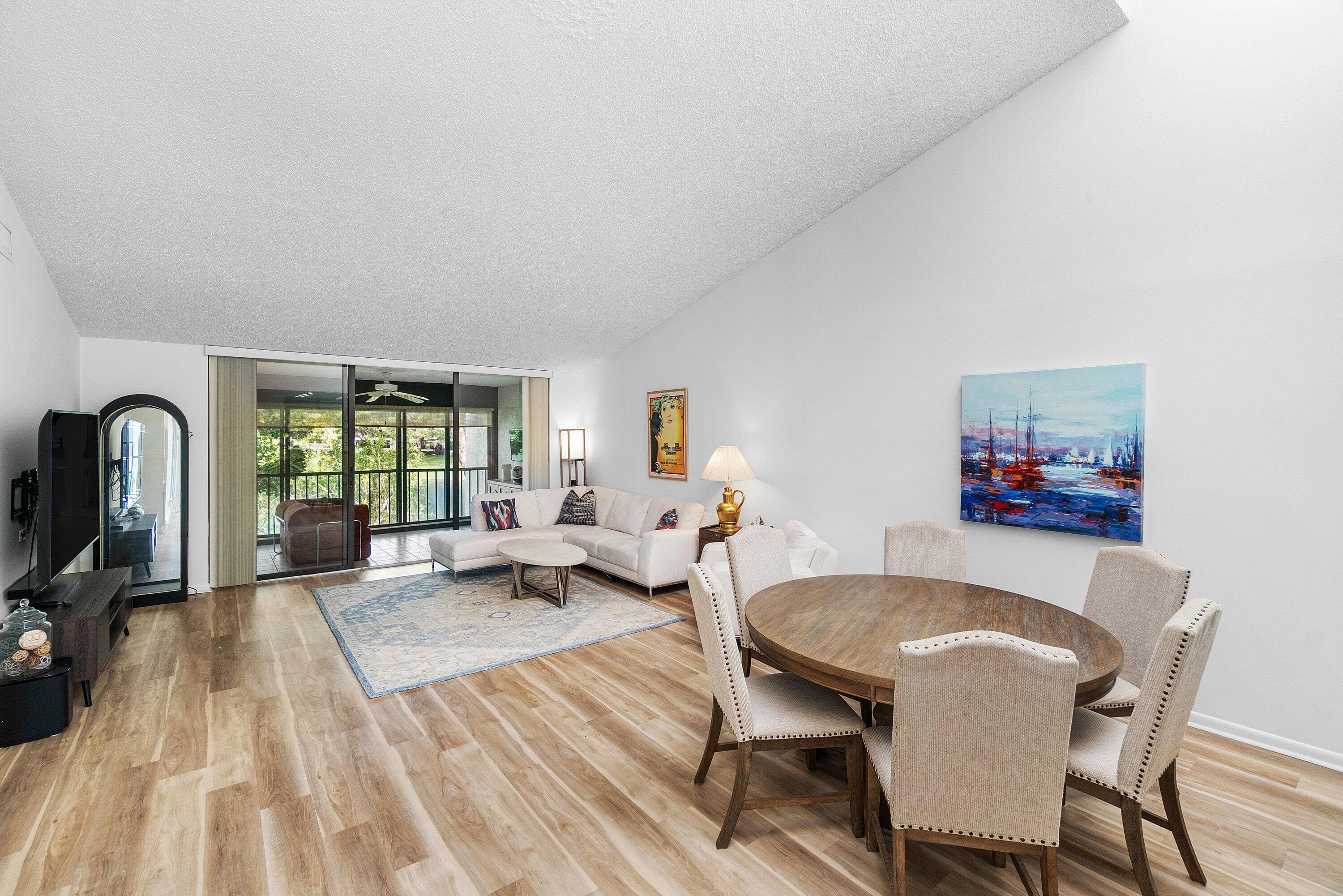 61 Eastgate Drive D, Boynton Beach, FL 33436 — photo 2 of 20