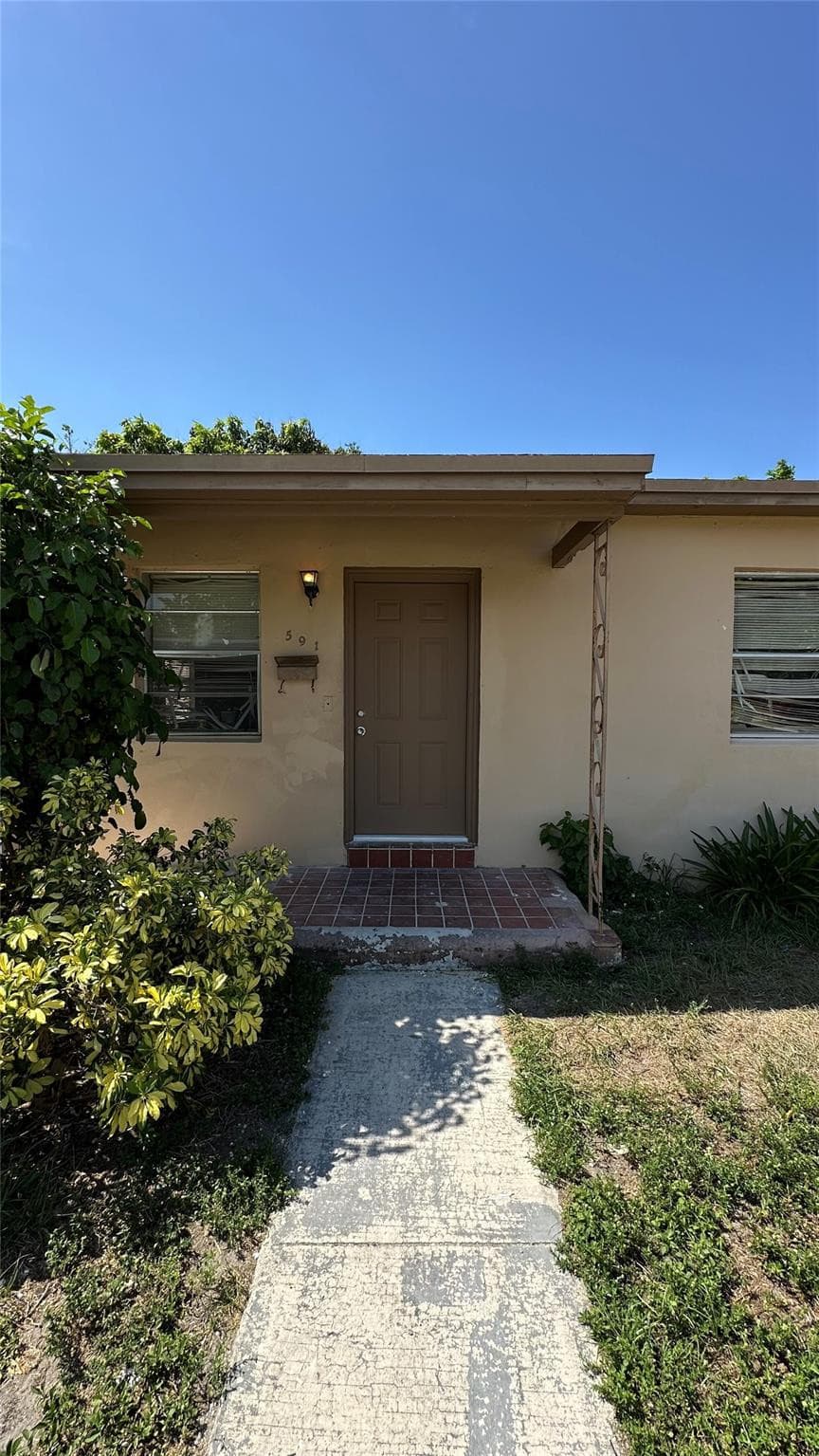 591 NW 187th Street, Miami Gardens, FL 33169 — photo 2 of 17