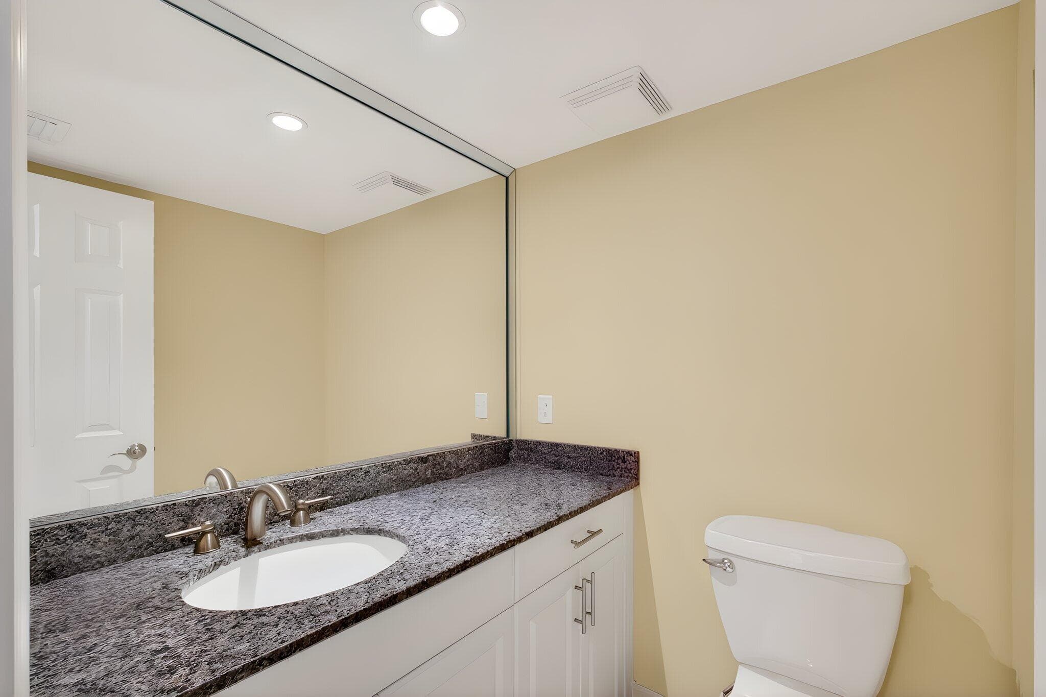 3000 N Ocean Drive 31 B, Singer Island, FL 33404 — photo 15 of 52
