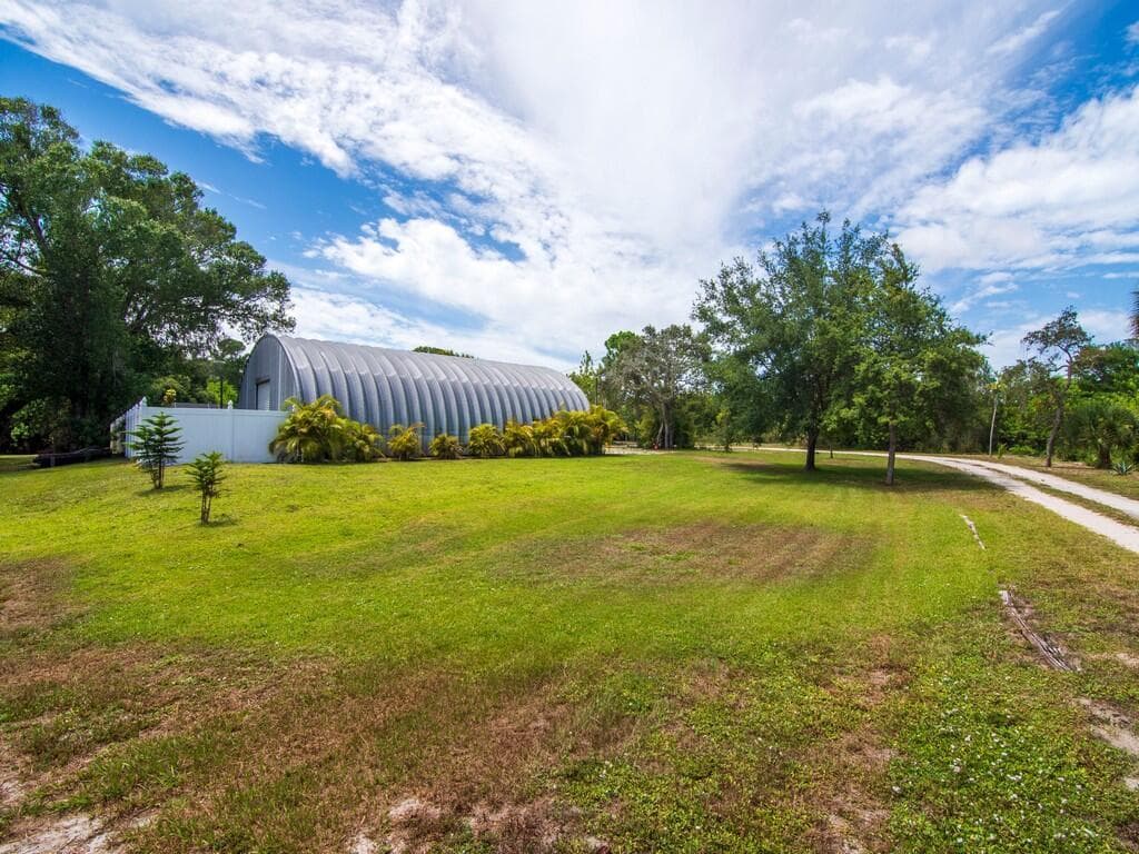 725 SW 4th Ave Avenue SW, Vero Beach, FL 32962 — photo 16 of 24