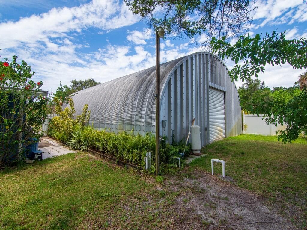 725 SW 4th Ave Avenue SW, Vero Beach, FL 32962 — photo 18 of 24