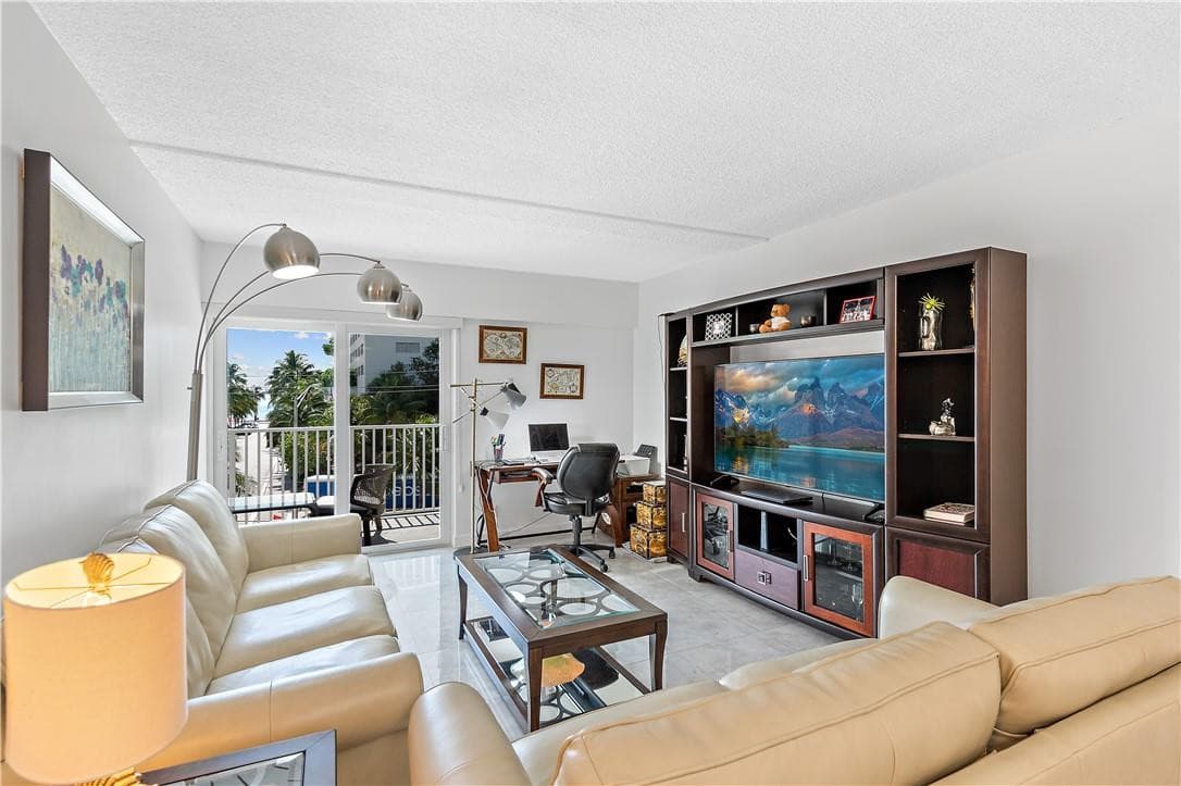 95 N Birch Road 405, Fort Lauderdale, FL 33304 — photo 16 of 34