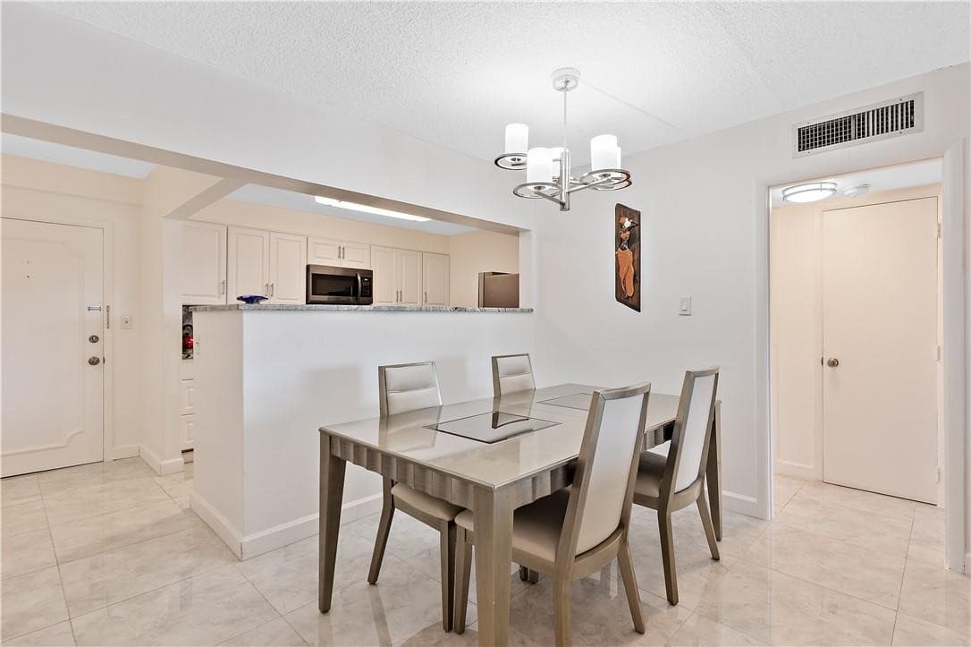 95 N Birch Road 405, Fort Lauderdale, FL 33304 — photo 18 of 34