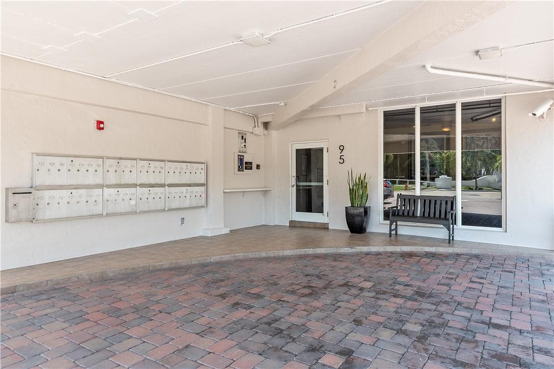 95 N Birch Road 405, Fort Lauderdale, FL 33304 — photo 34 of 34