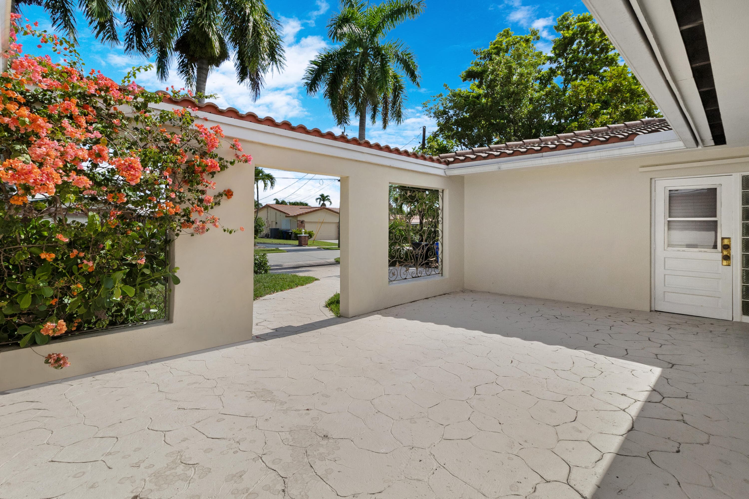 1418 NE 57th Place, Fort Lauderdale, FL 33334 — photo 3 of 40