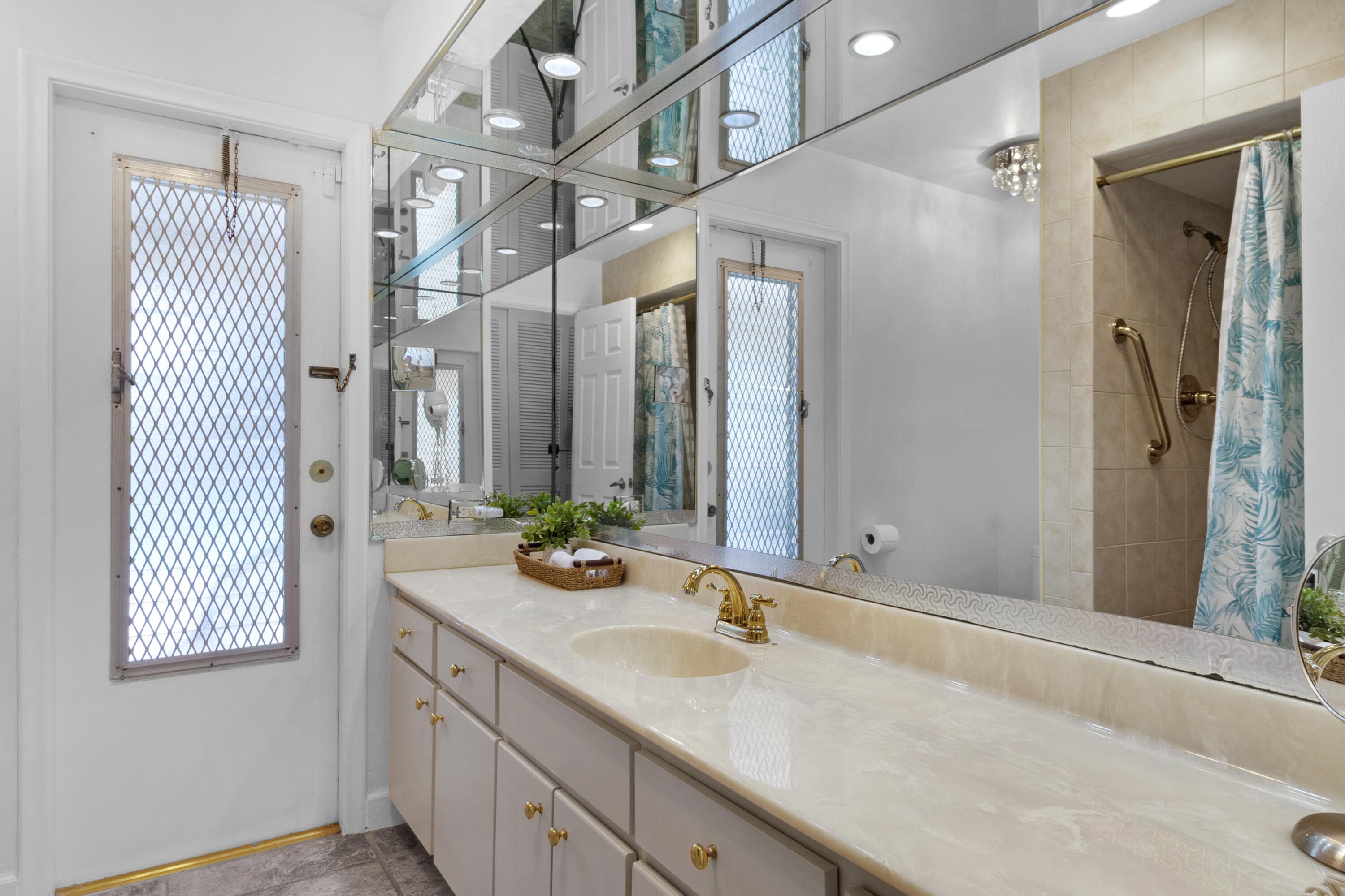 1418 NE 57th Place, Fort Lauderdale, FL 33334 — photo 21 of 40