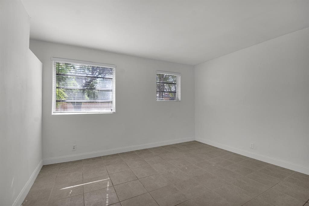 1116 S 17th Avenue S, Hollywood, FL 33020 — photo 12 of 12