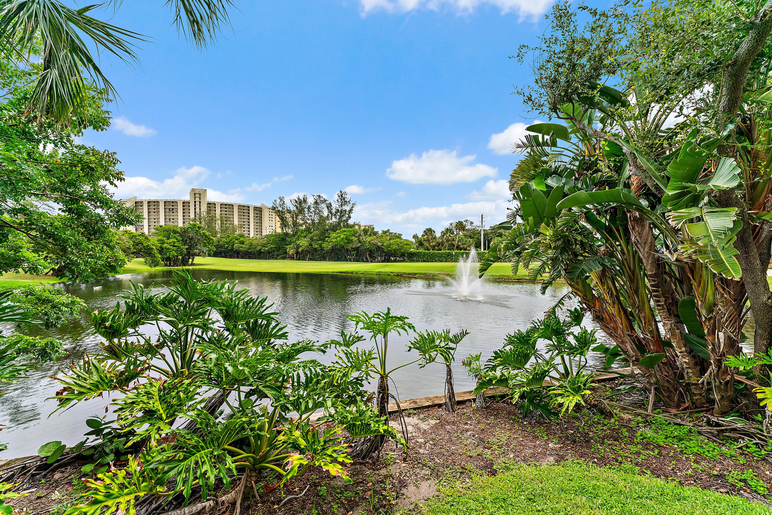 2604 N Fairway Dr Drive N, Jupiter, FL 33477 — photo 31 of 34